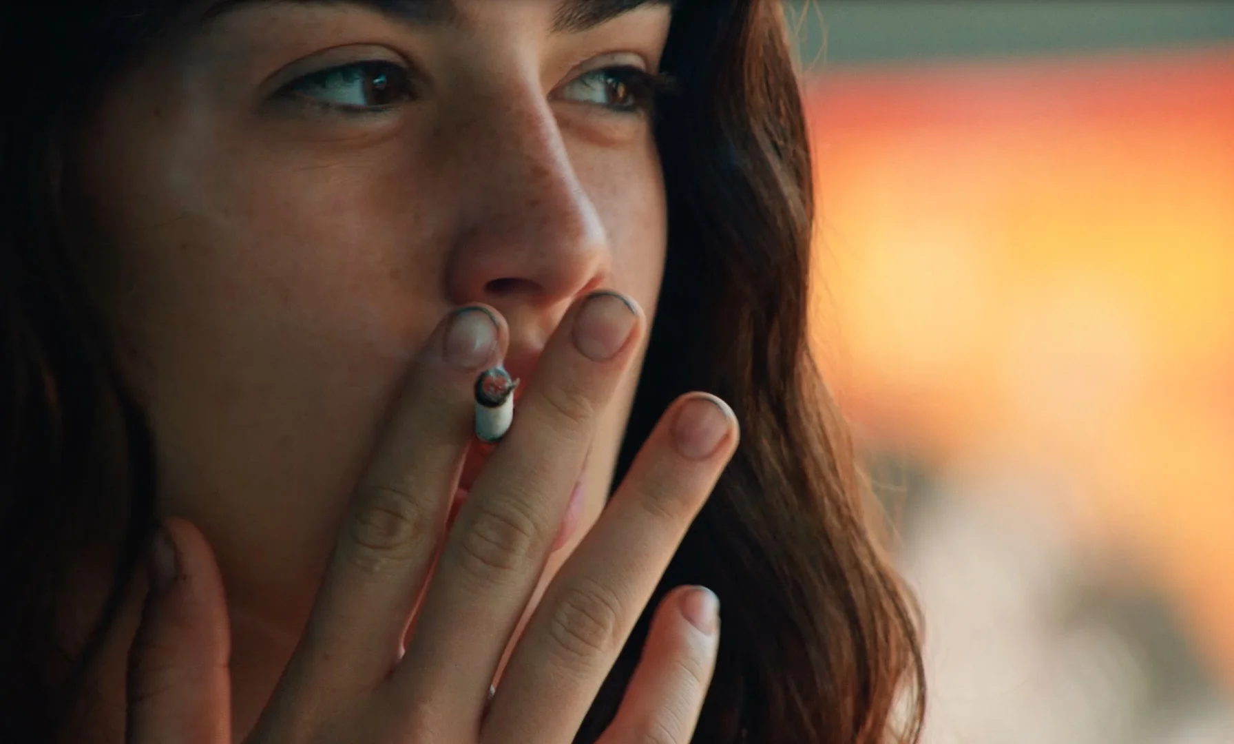 GVP04 ELLIE SMOKING ON PLATFORM 0328.jpg