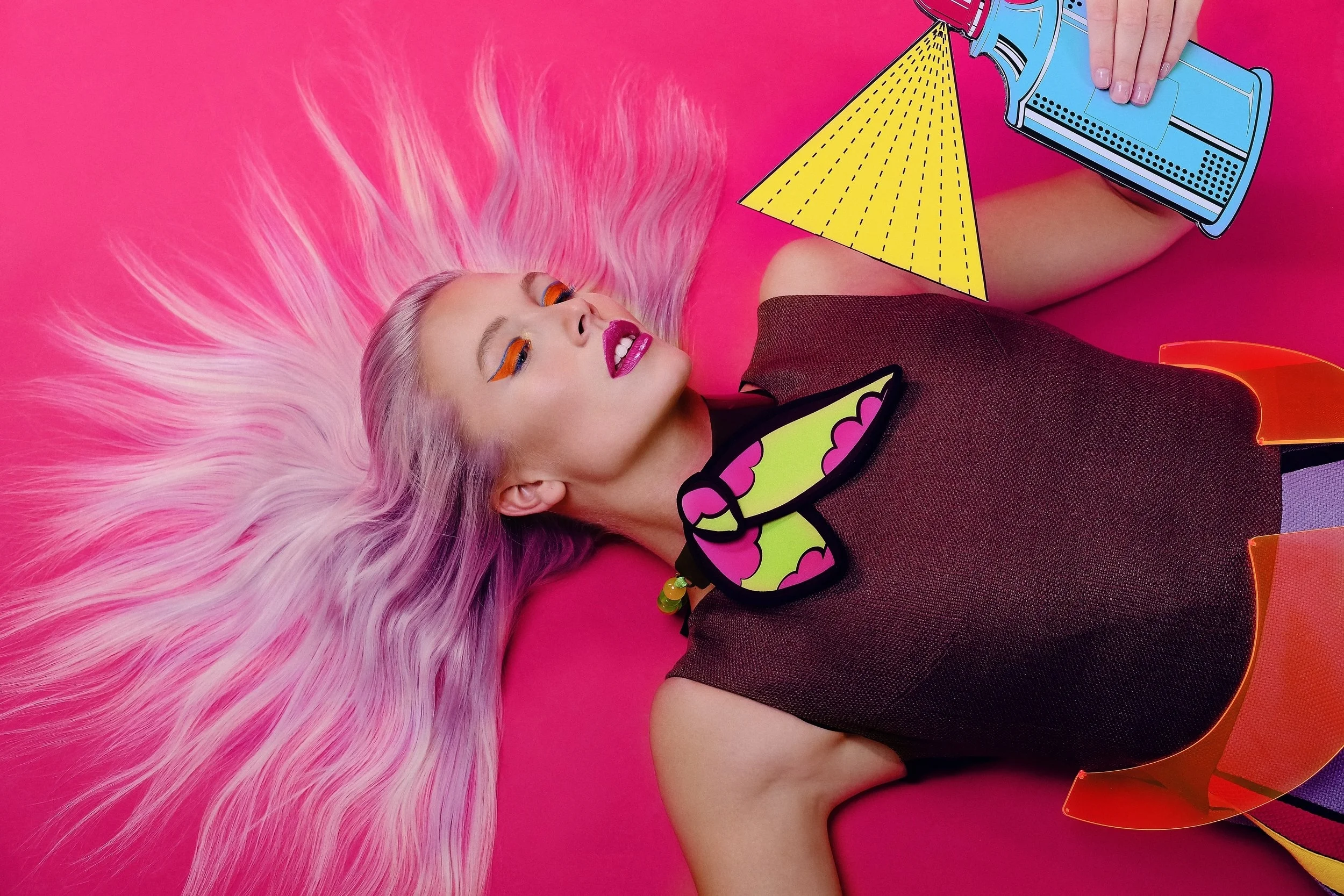 Retouch by Tom Lockyer