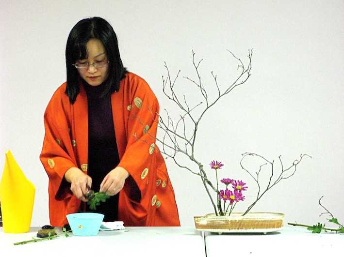 Bedford Library Ikebana Workshop