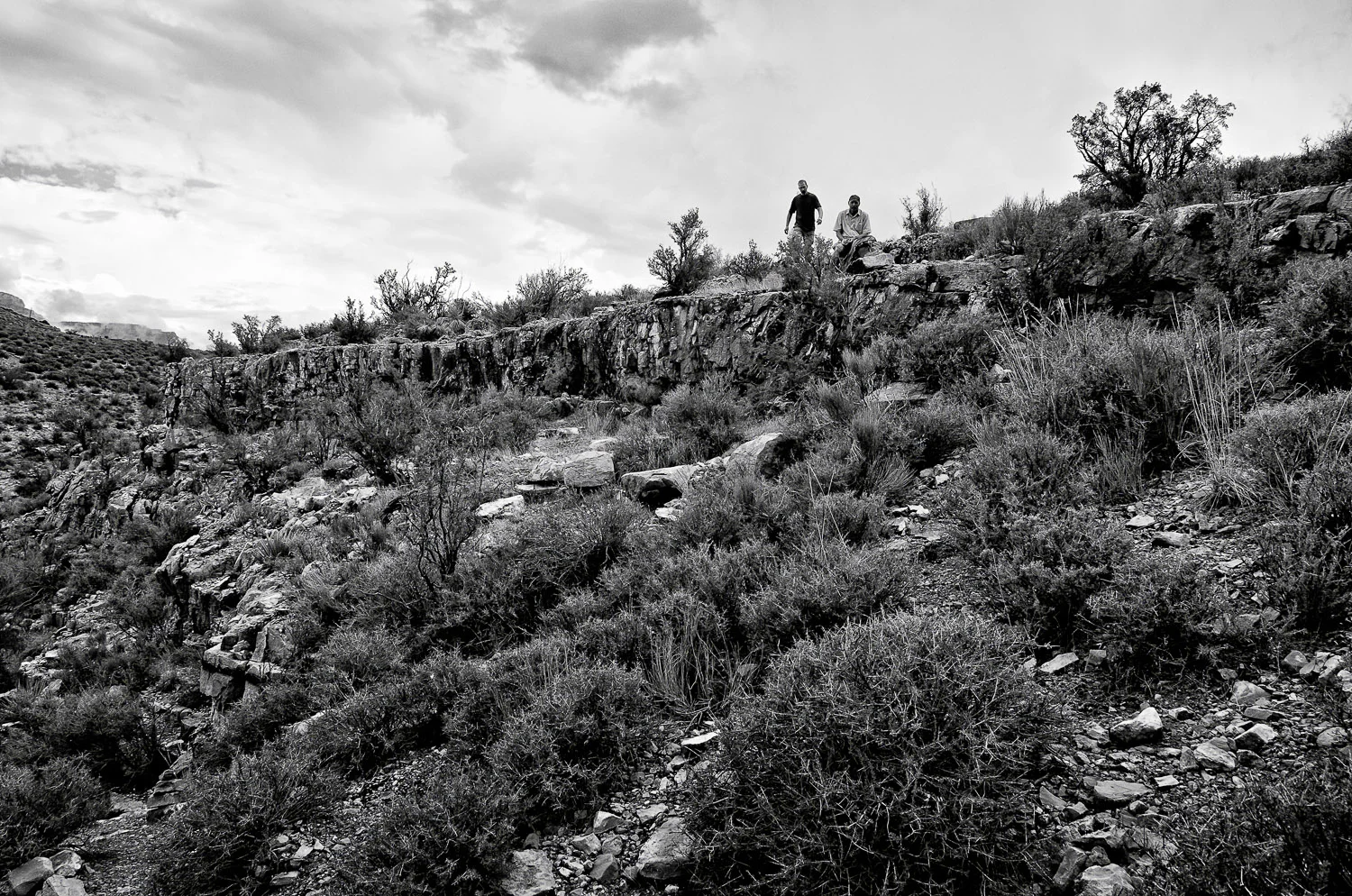 Hikers on a Ridge, Grand Canyon | Mark Lindsay