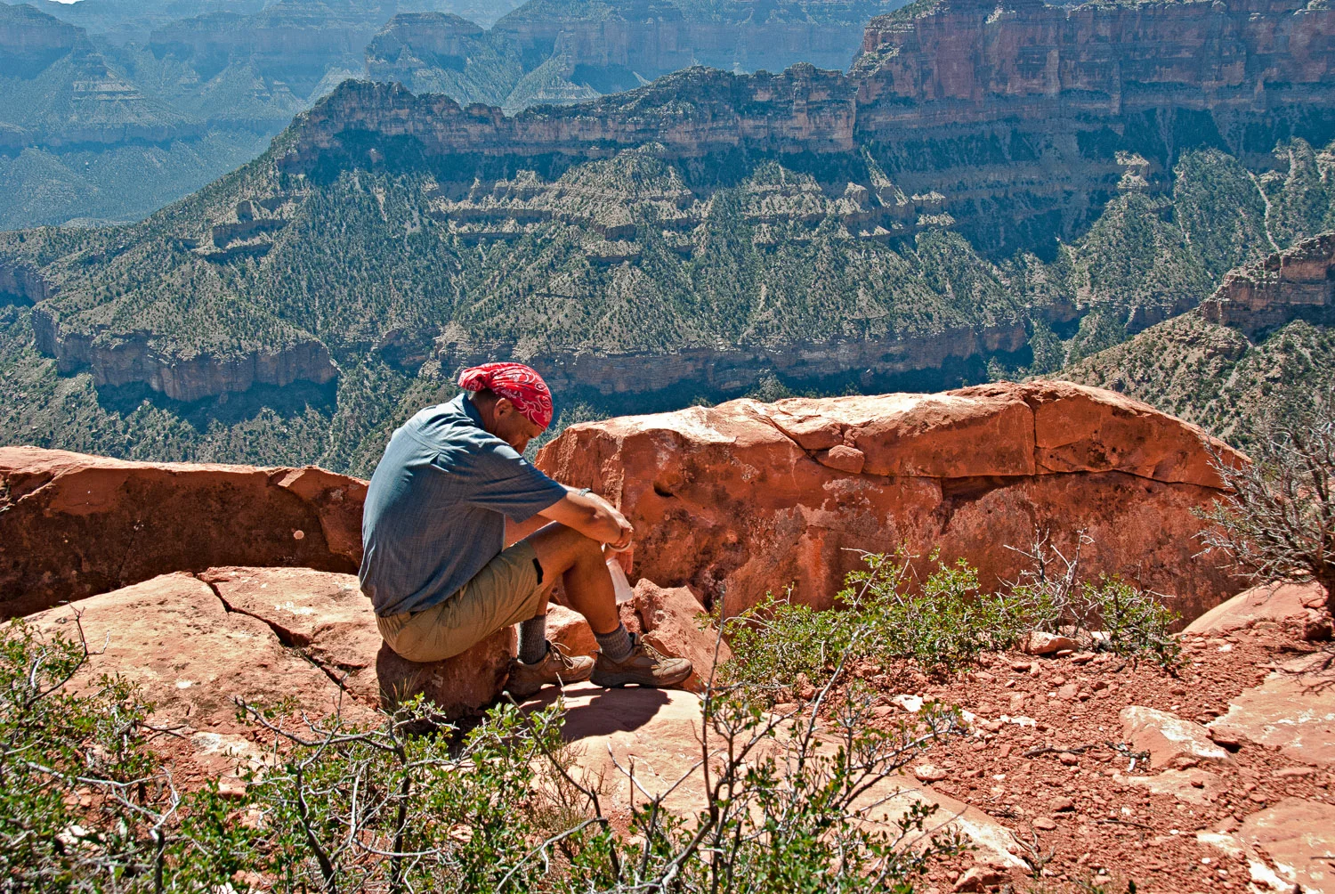 On the Edge, Nankoweap Trail | Mark Lindsay