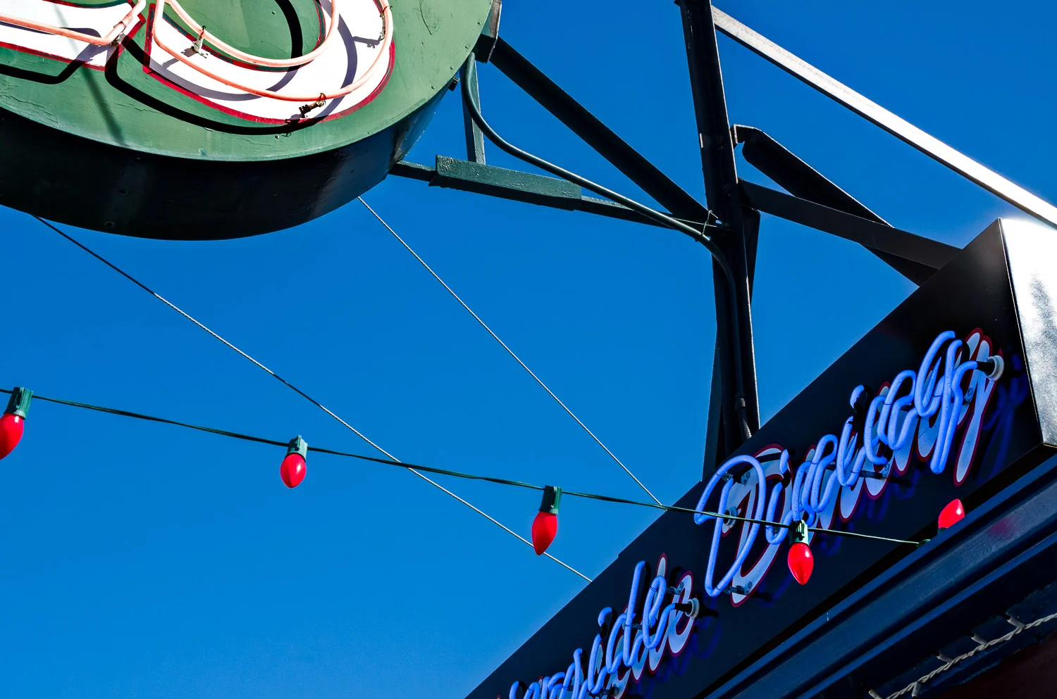 Primary Colors along the Embarcadero | Mark Lindsay