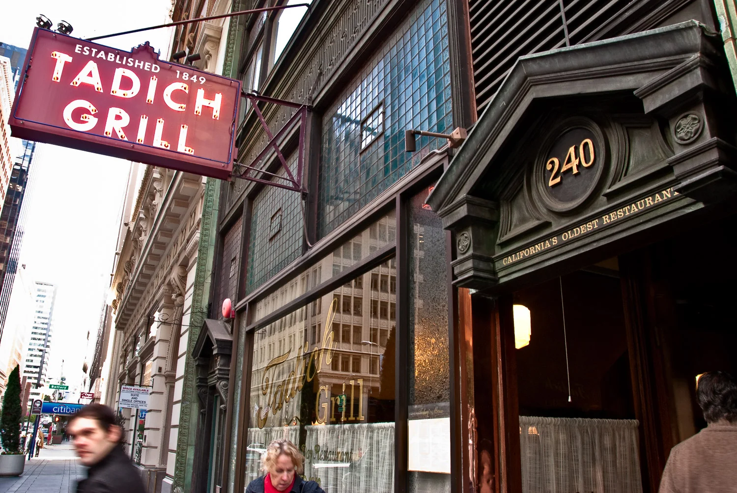 Tavern on Cold Day, San Francisco | Mark Lindsay