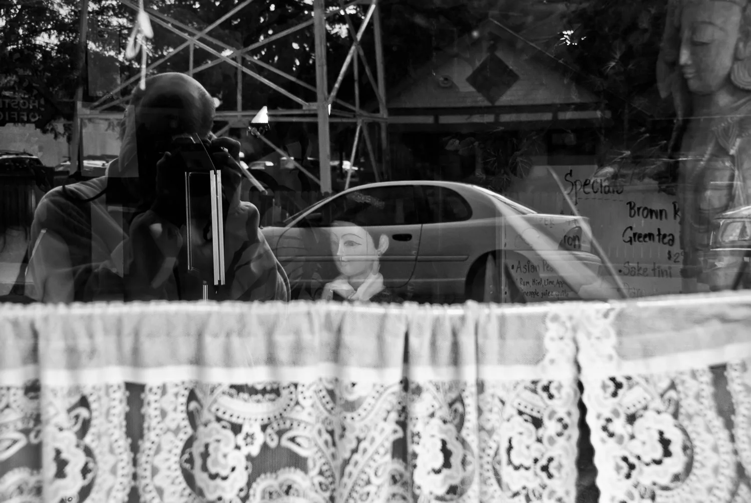 Buddha Reflections | Mark Lindsay