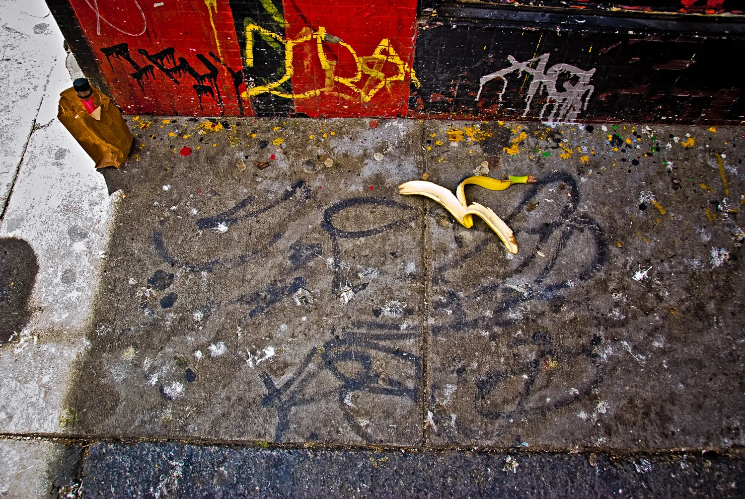 Graffiti and Banana Peel | Mark Lindsay