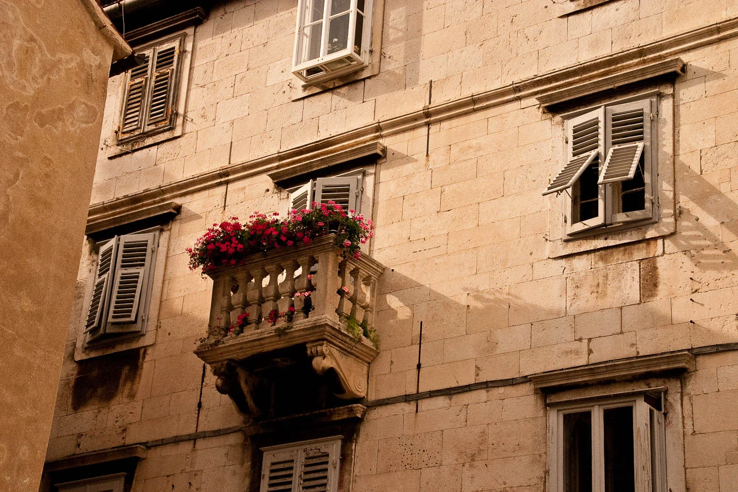 Split.