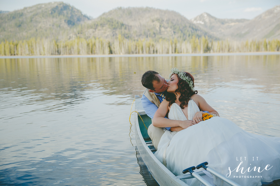 Mountain Elopement Warm Lake Idaho Let it Shine Photography-8079.jpg