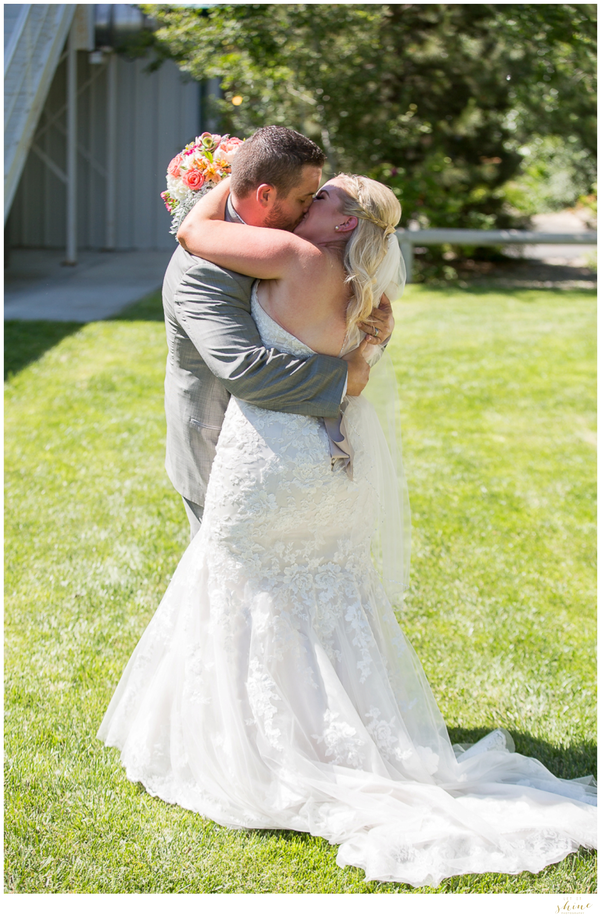 Wild Heart Springs Wedding Idaho Let it Shine Photography-46.jpg