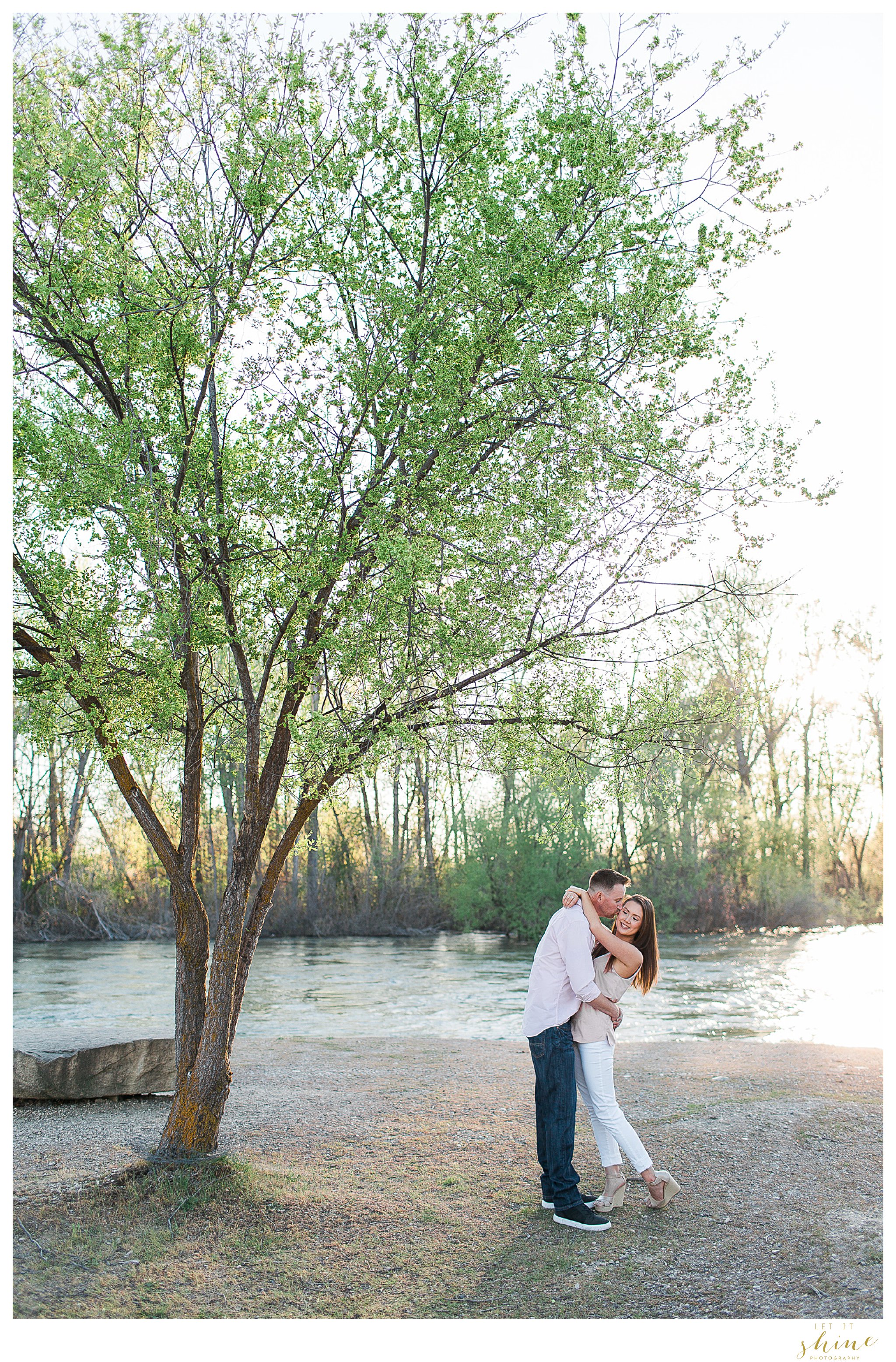 Boise Spring Engagement Photographer_0007.jpg