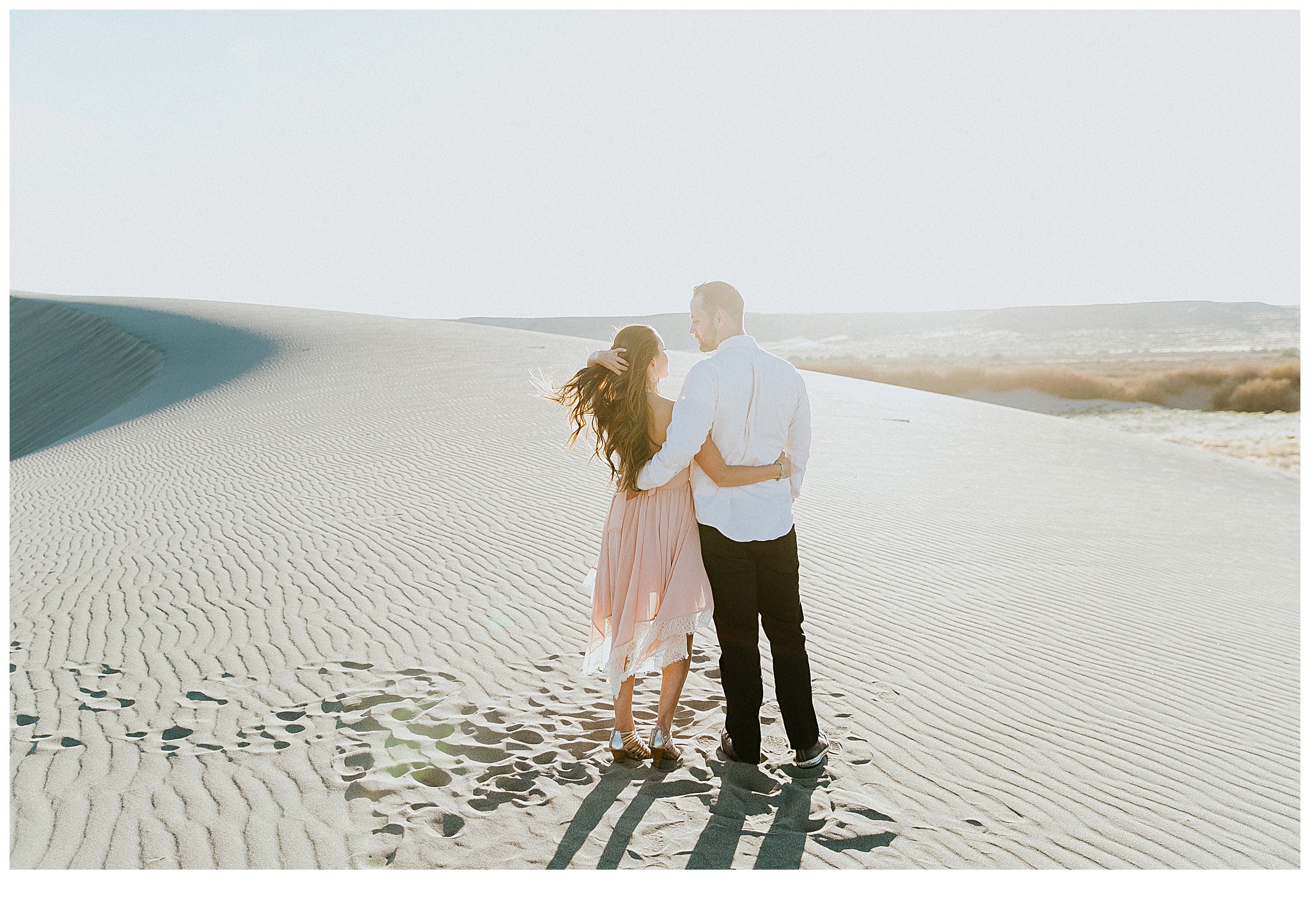 SAND DUNES ENGAGEMENT PHOTOS_0017.jpg