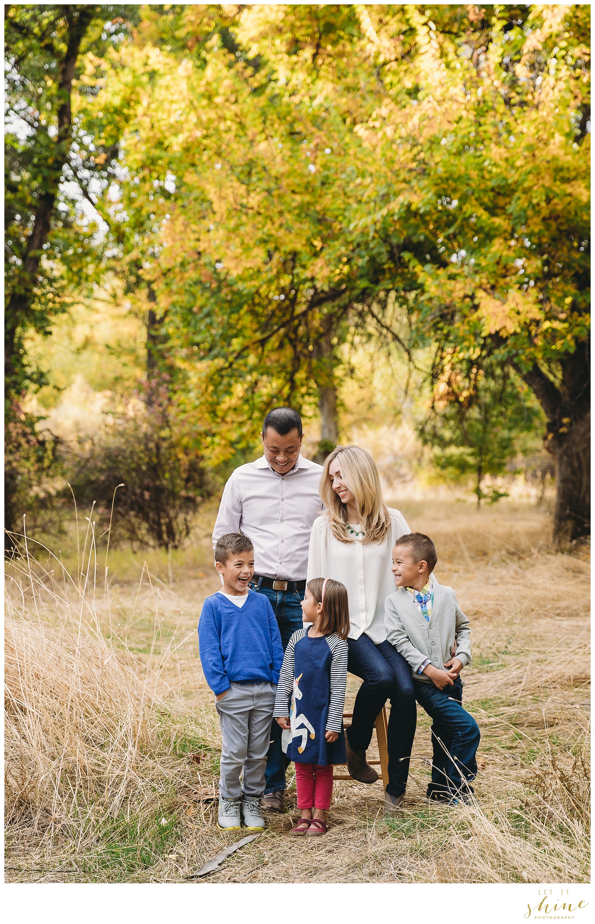 Boise Fall Family Photographer-1.jpg