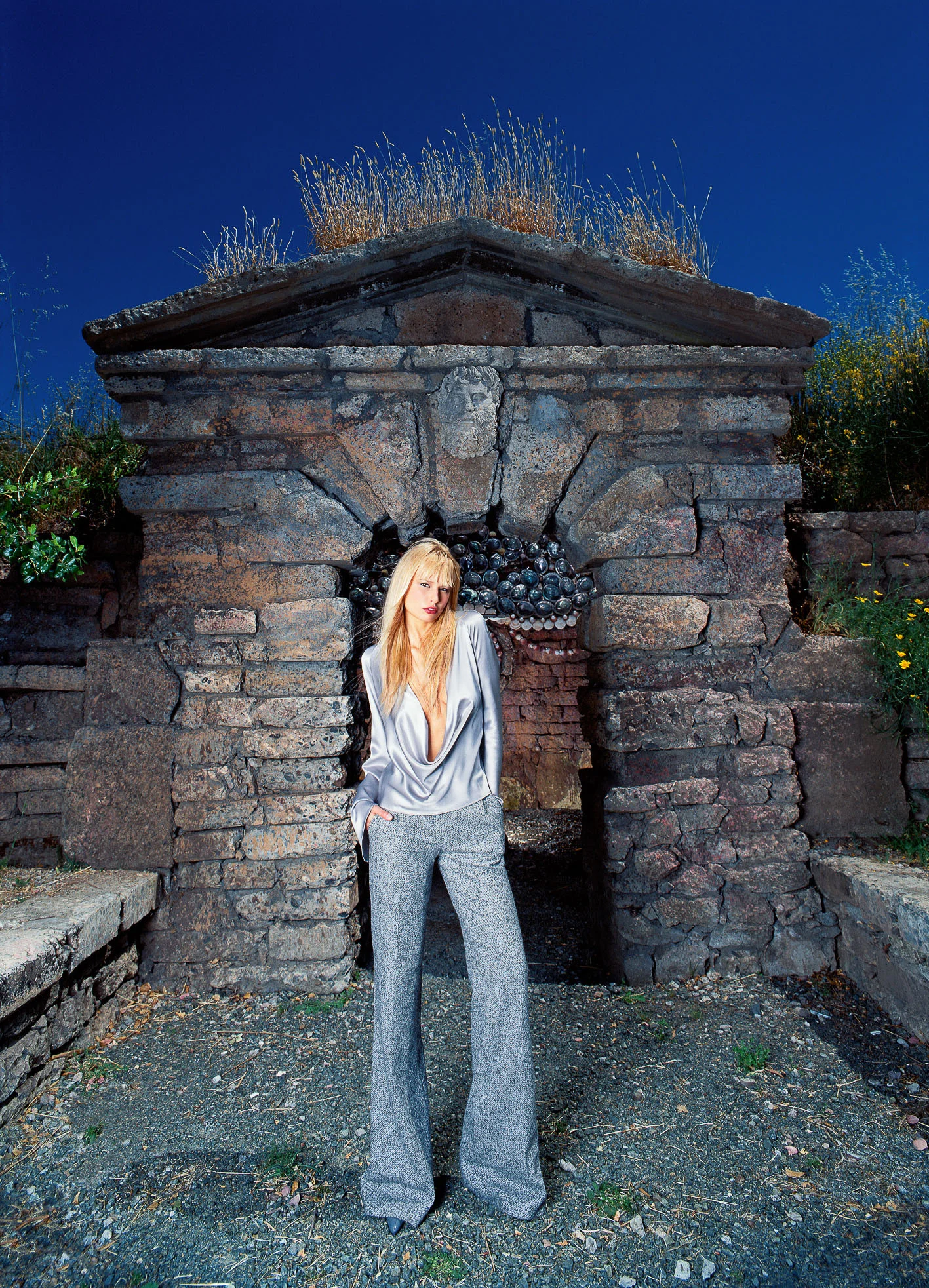 Vicky_Tomb_v3_usm-SQSPC_2000px-sharpHIGH v2.jpg