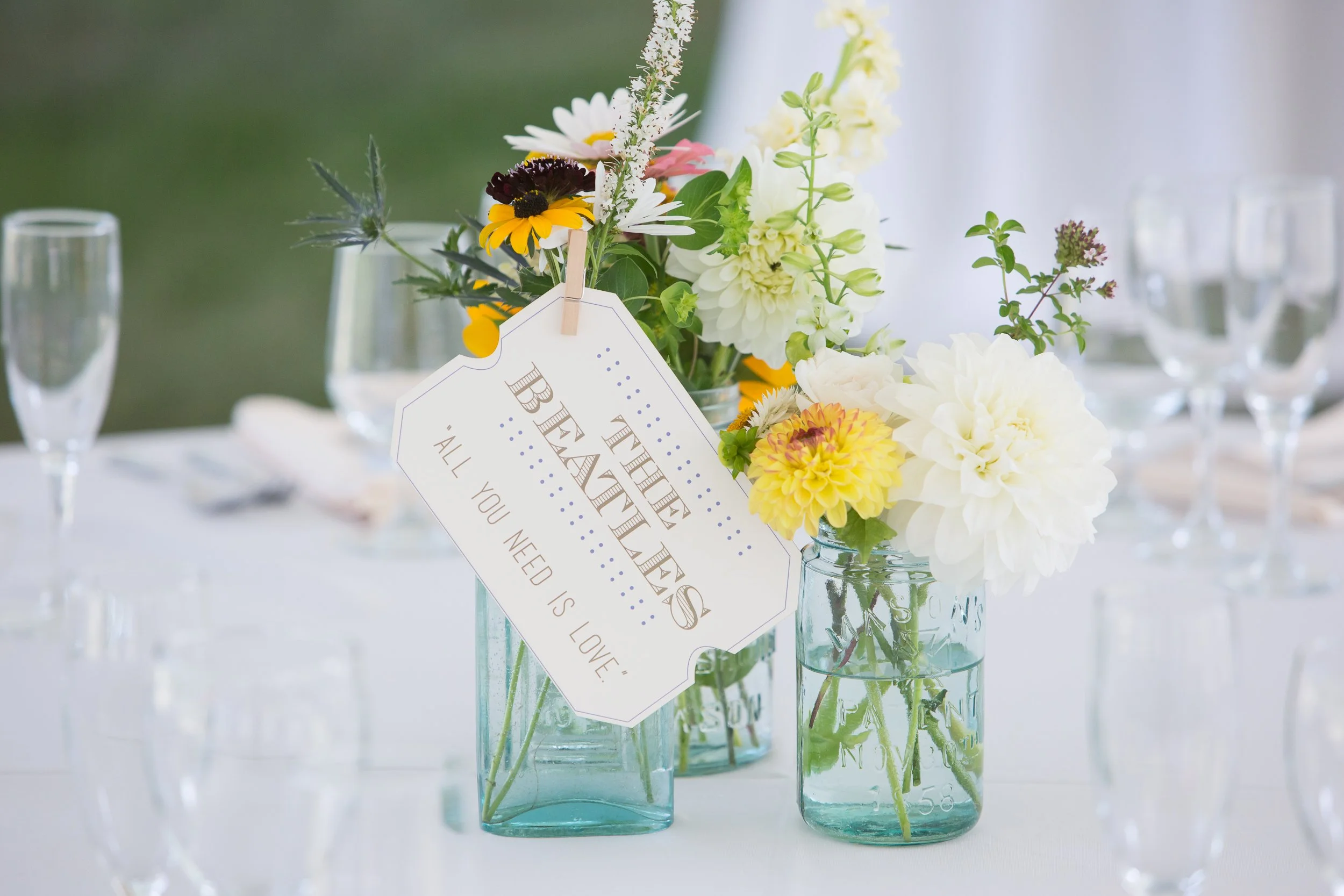 tablescape-for-music-lovers.jpg
