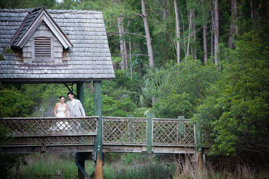 bride-groom-kiawah-lookout.jpg