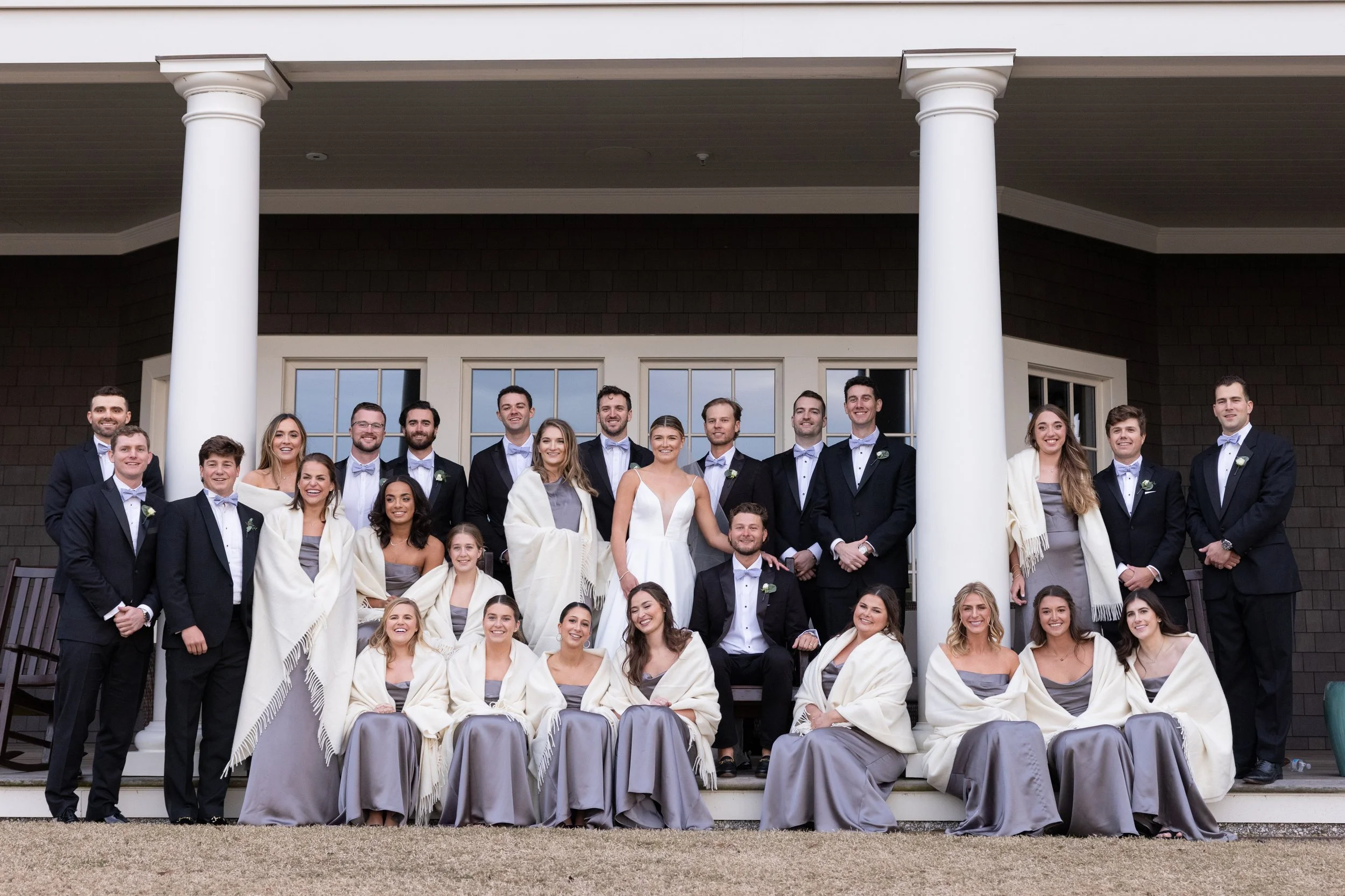 Kiawah-Wedding-Venue-River-Course-winter-bridal-party.jpg