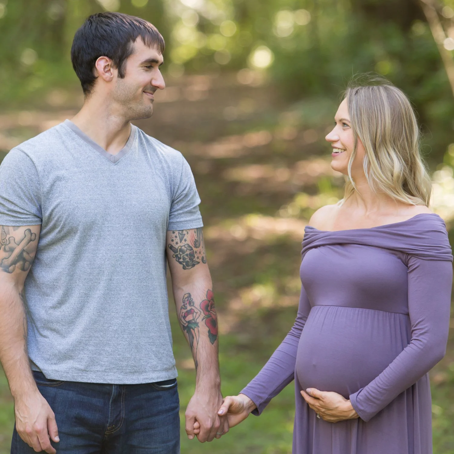 pregnant couple baby bump portrait