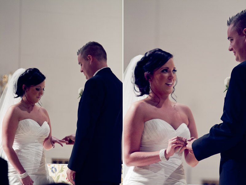 Cleveland Wedding Photographer
http://www.toomuchawesomeness.com