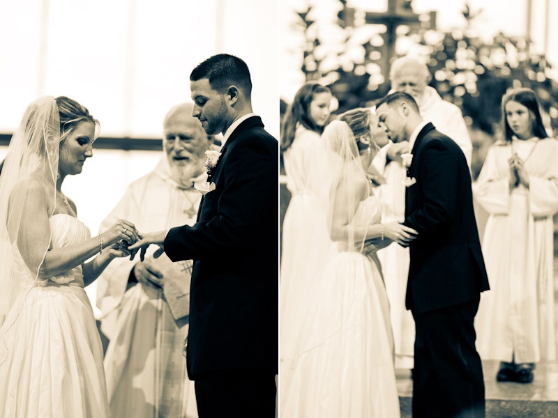 Cleveland Wedding Photographer
http://www.toomuchawesomeness.com