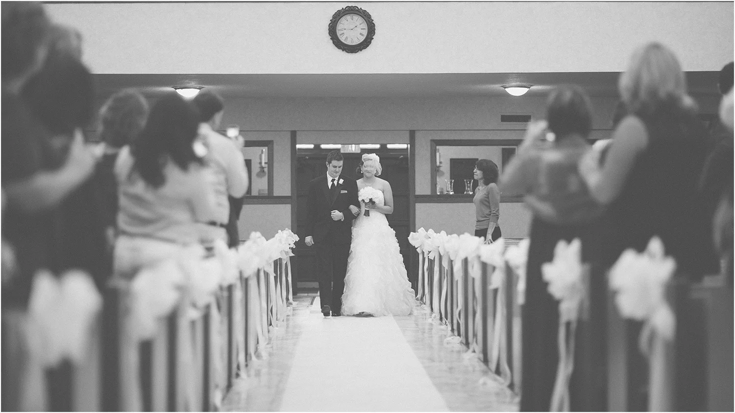 C leveland Wedding Photographer - Fountain Bleau - Old Courthouse - Madelyn and Bob