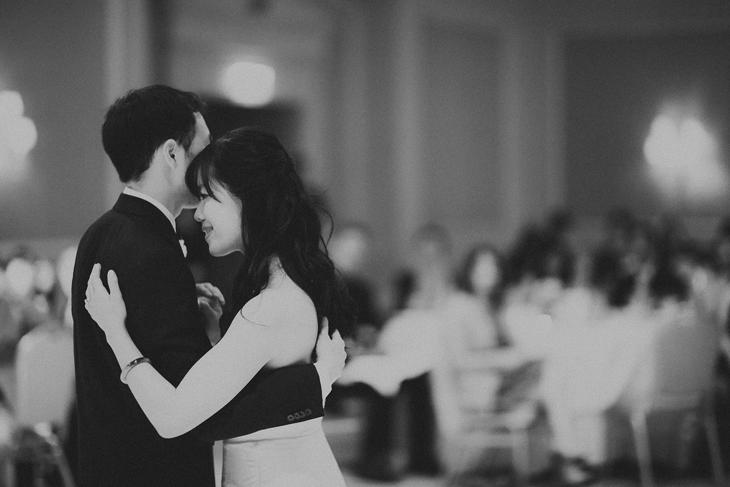 Cleveland Wedding Photographer - Susan and Patrick - Ritz Carlton 