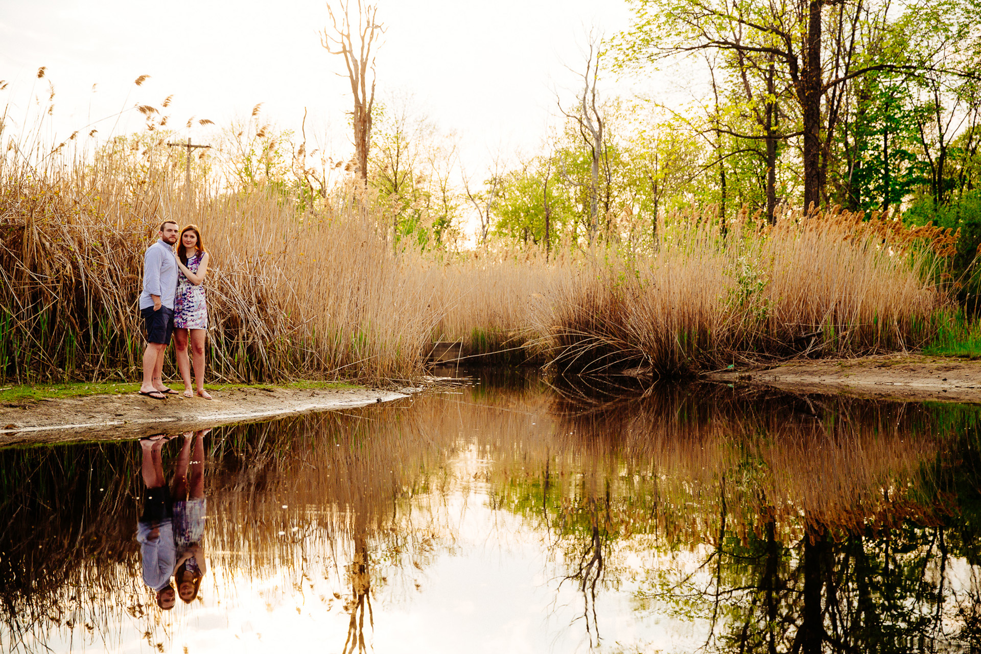 Mentor Headlands Beach Engagement Photographer 09.jpg