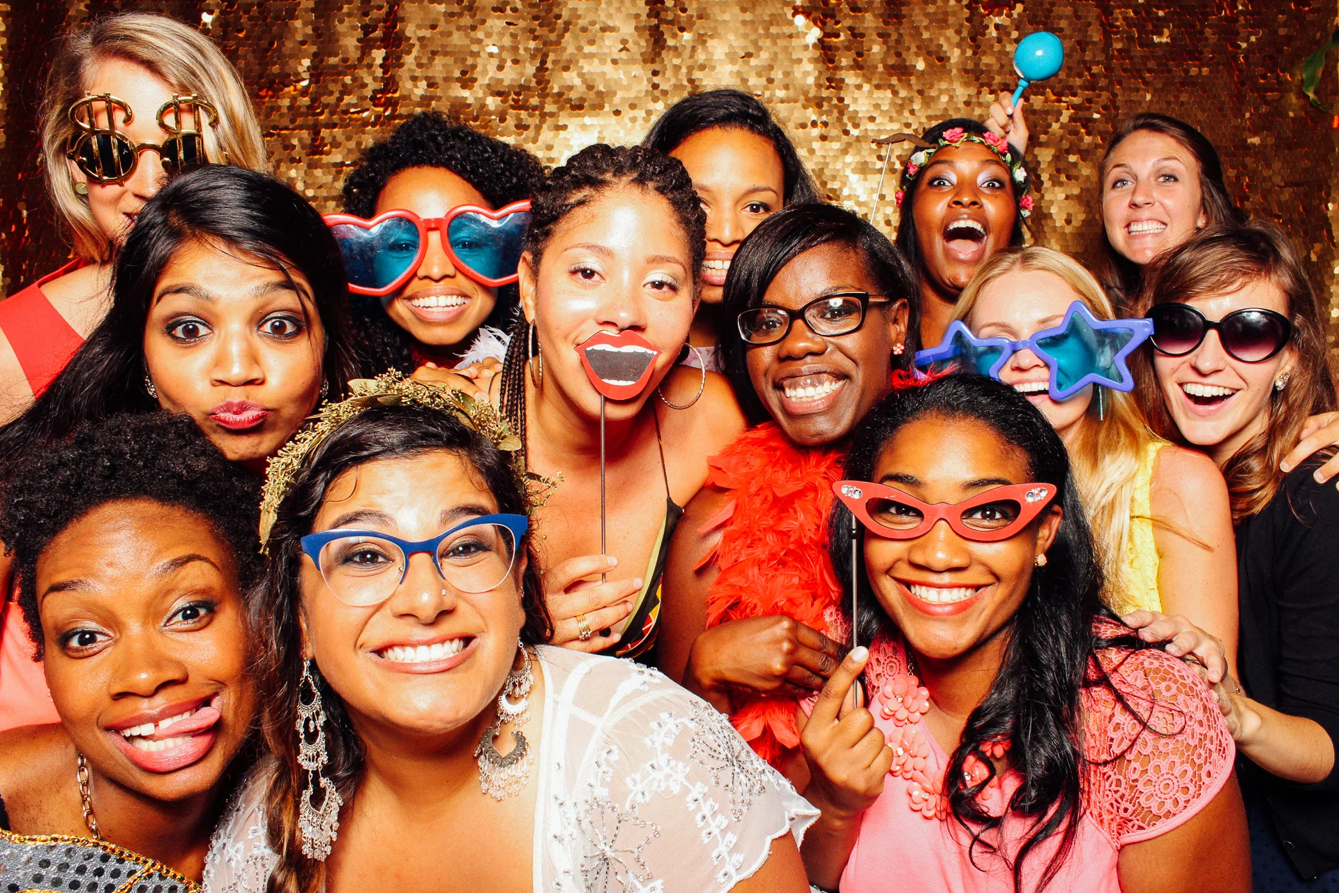 Shaina + Matt // photobooth at the glidden house