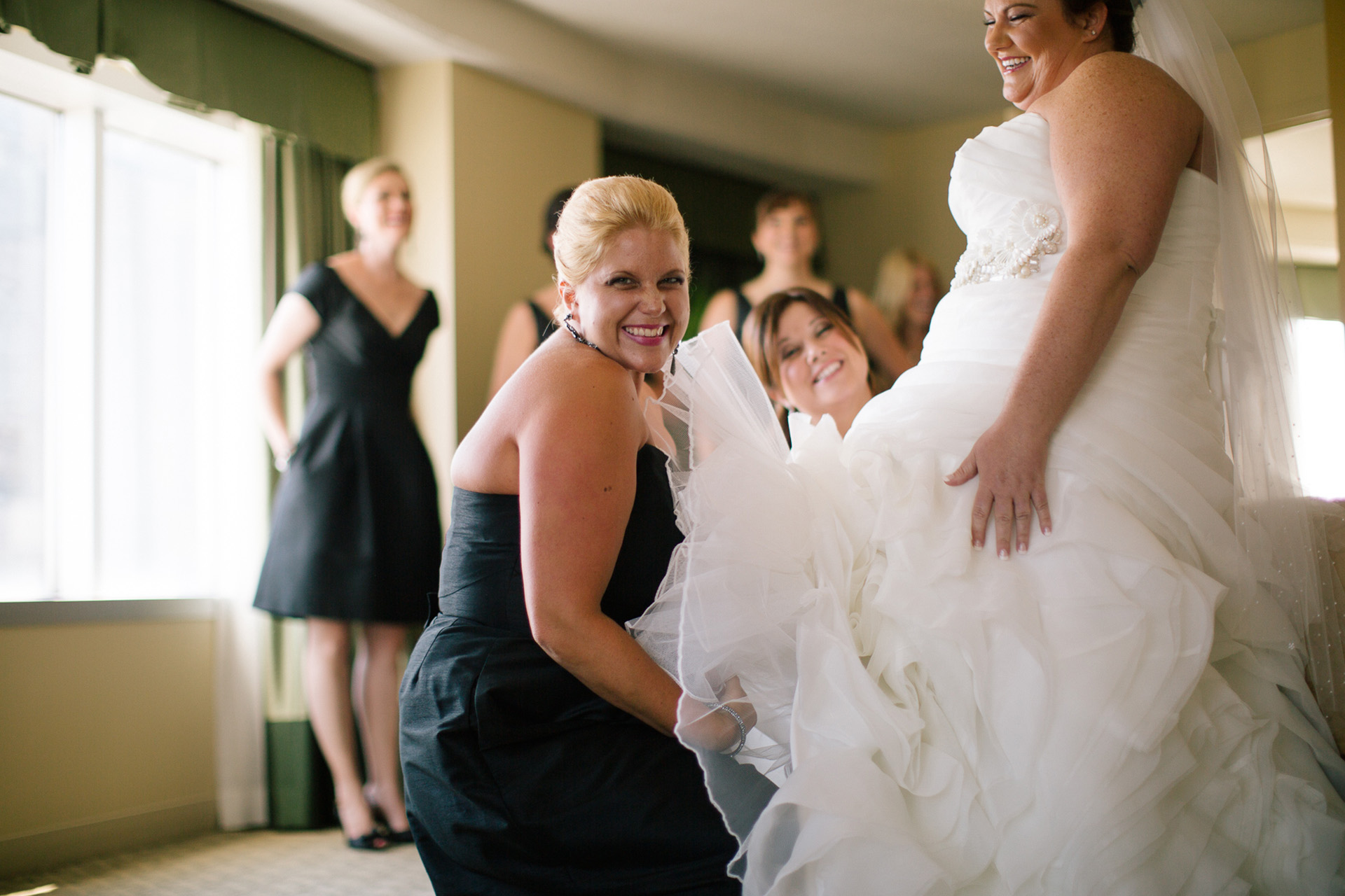 Wyndham Cleveland Playhouse Square Wedding 05.jpg