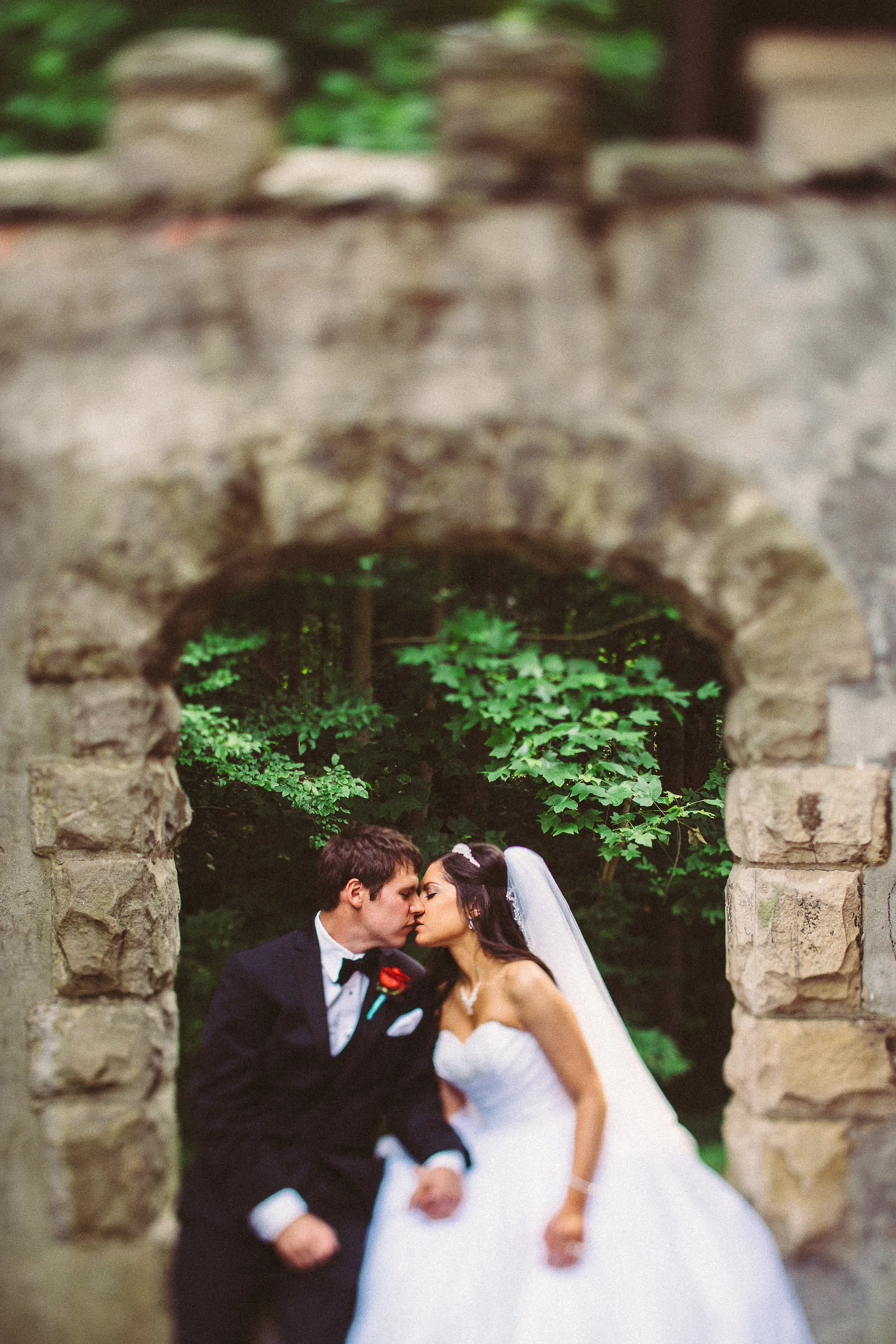 Krista + Kyle // a cleveland wedding with photos at squires castle