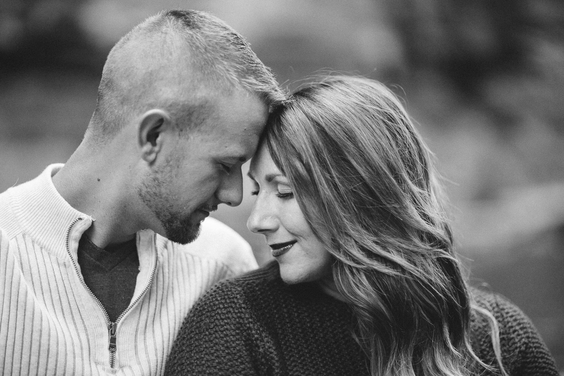 Caitie + Justin // a fall engagement session in the metro parks