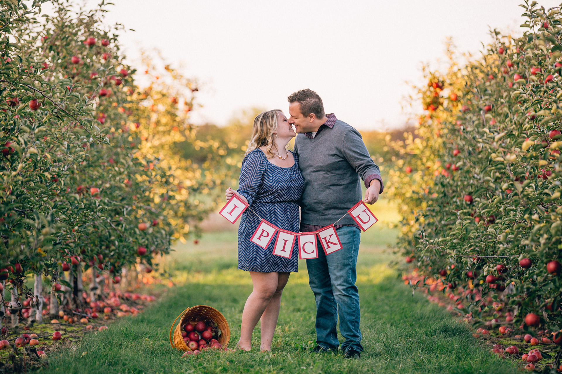 Fall Apple Orchard Engagement Photos in Ohio 11.jpg