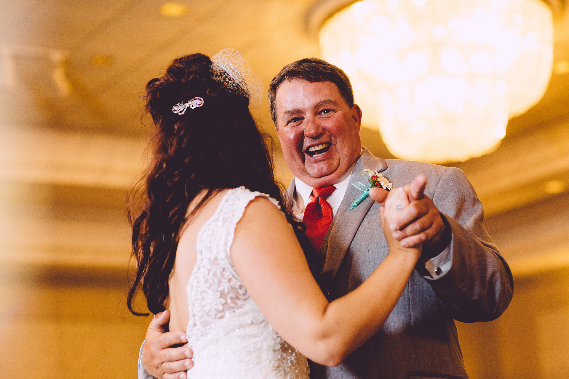 Cuyahoga Falls Wedding Photographer at Shearton 46.jpg