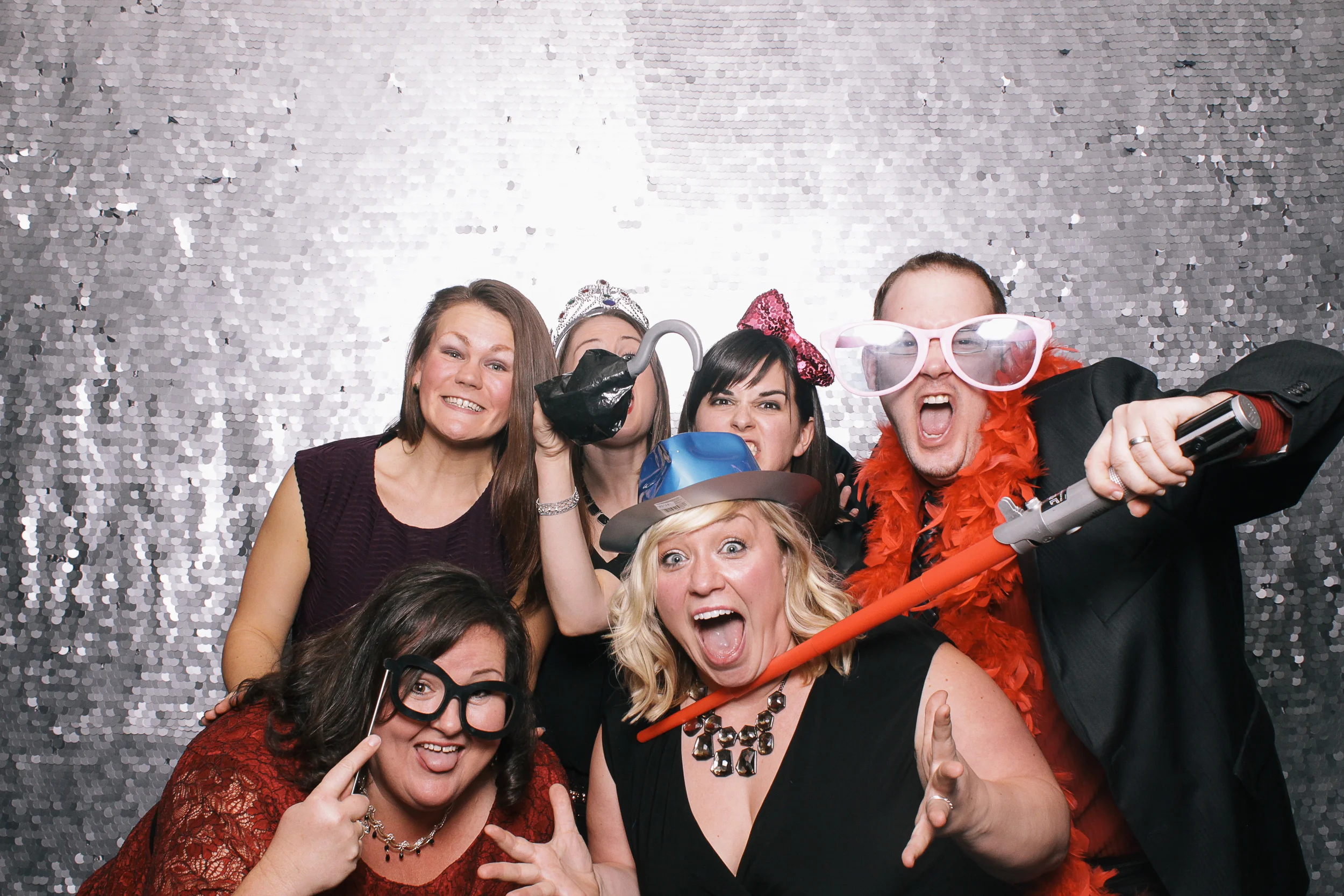 Cuyahoga Community College // holiday bash photobooth 