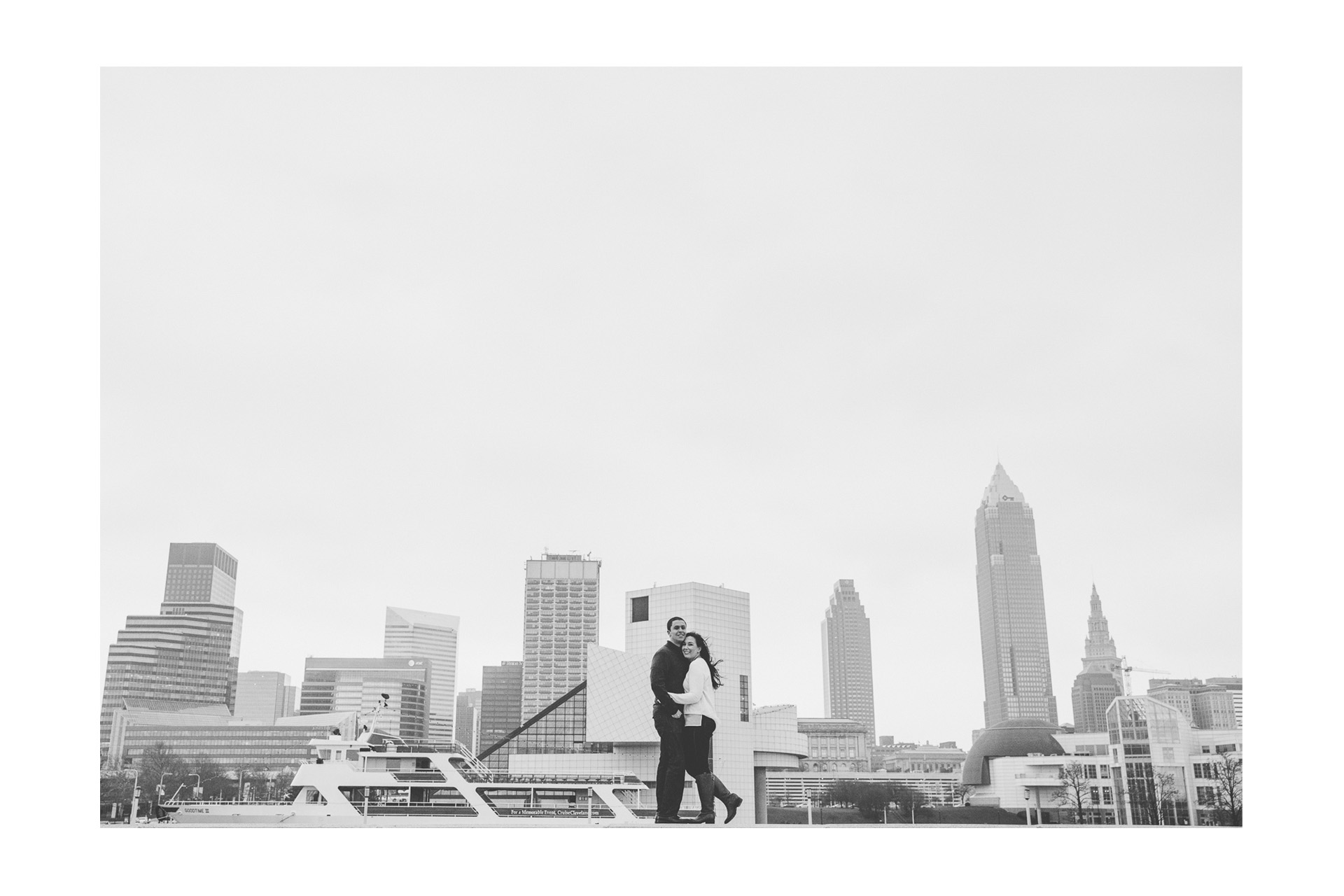 Dowtown Cleveland Engagement Session 08.jpg