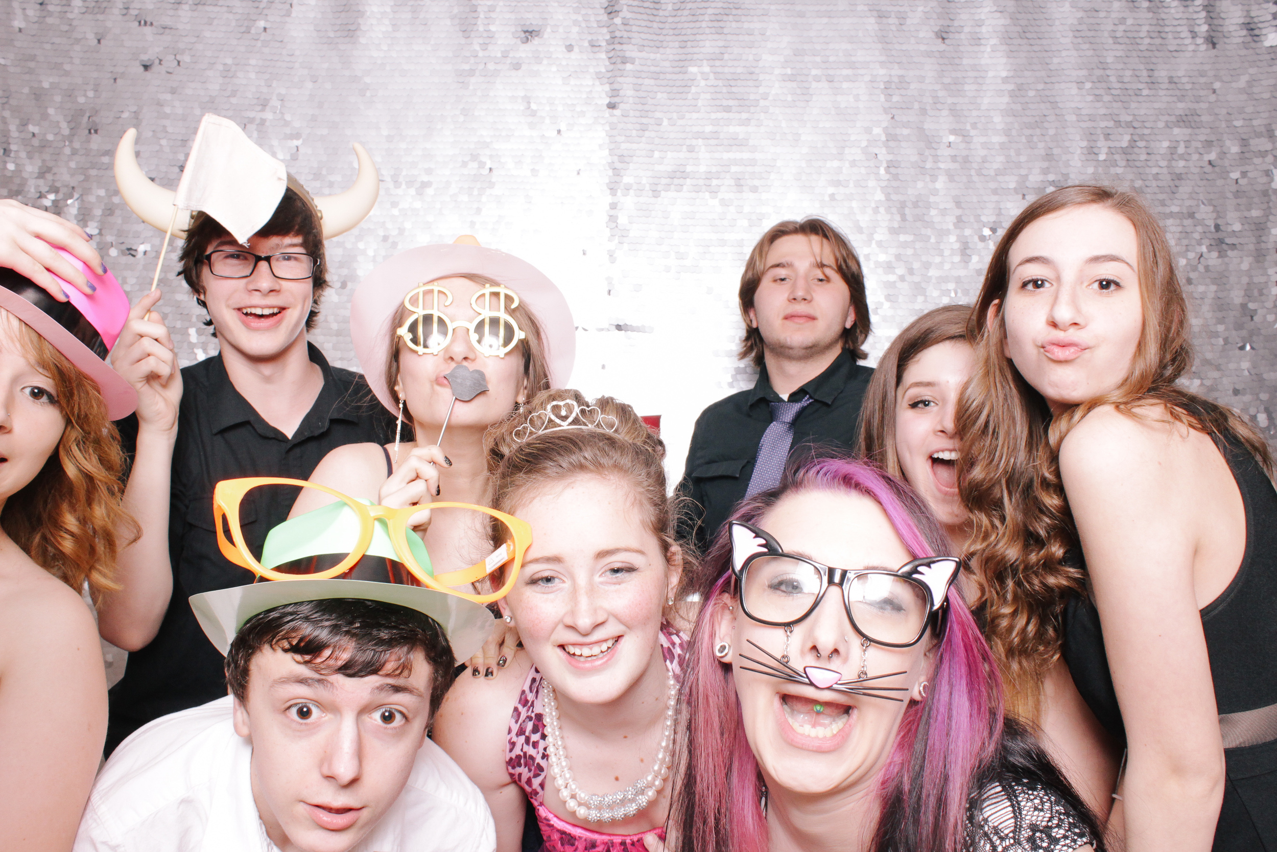 00050-Megs Sweet 16 Birthday Photo Booth in Cleveland-20150418.jpg