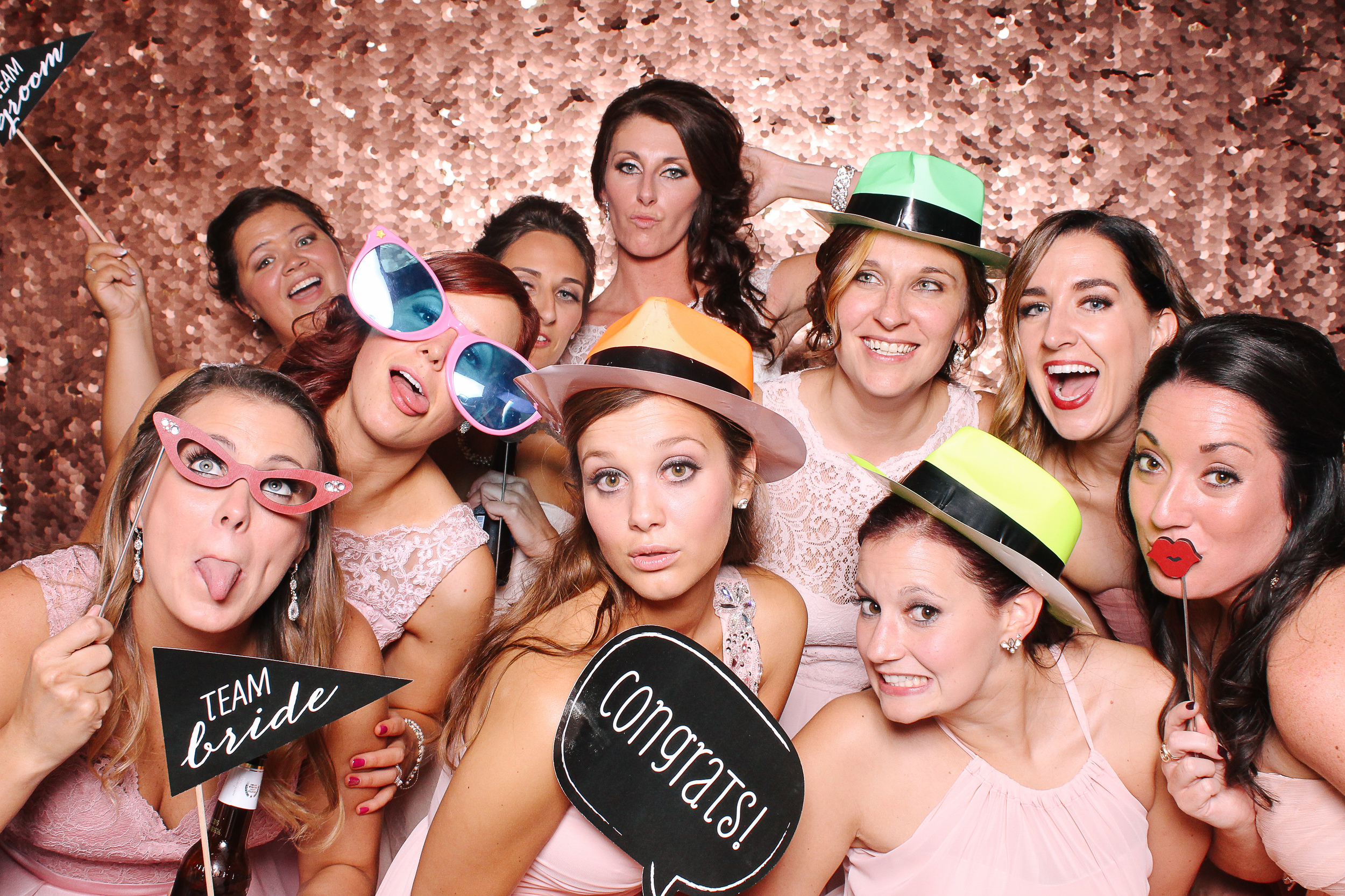 00067-Cleveland Wedding Photo Booth Open Air at Windows on the River-20150926.jpg