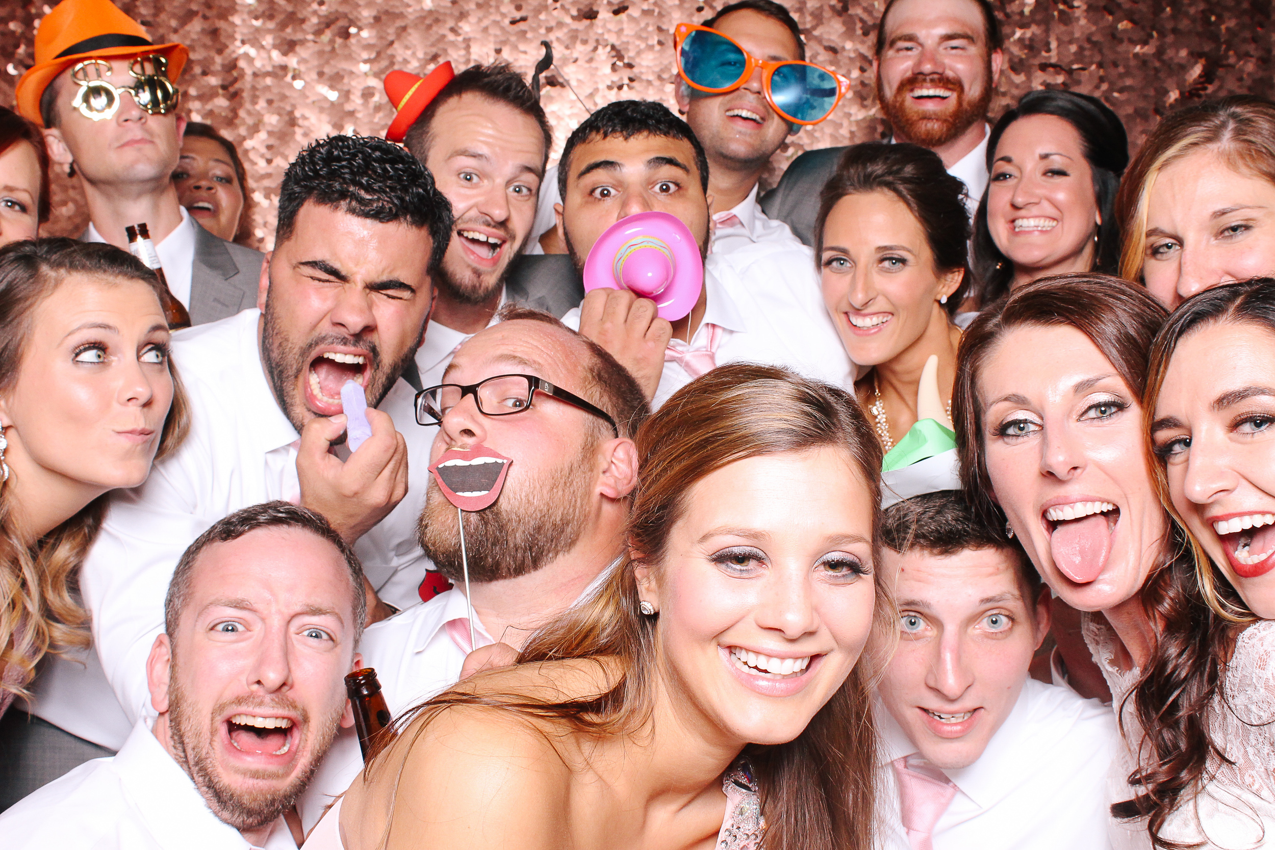 00071-Cleveland Wedding Photo Booth Open Air at Windows on the River-20150926.jpg