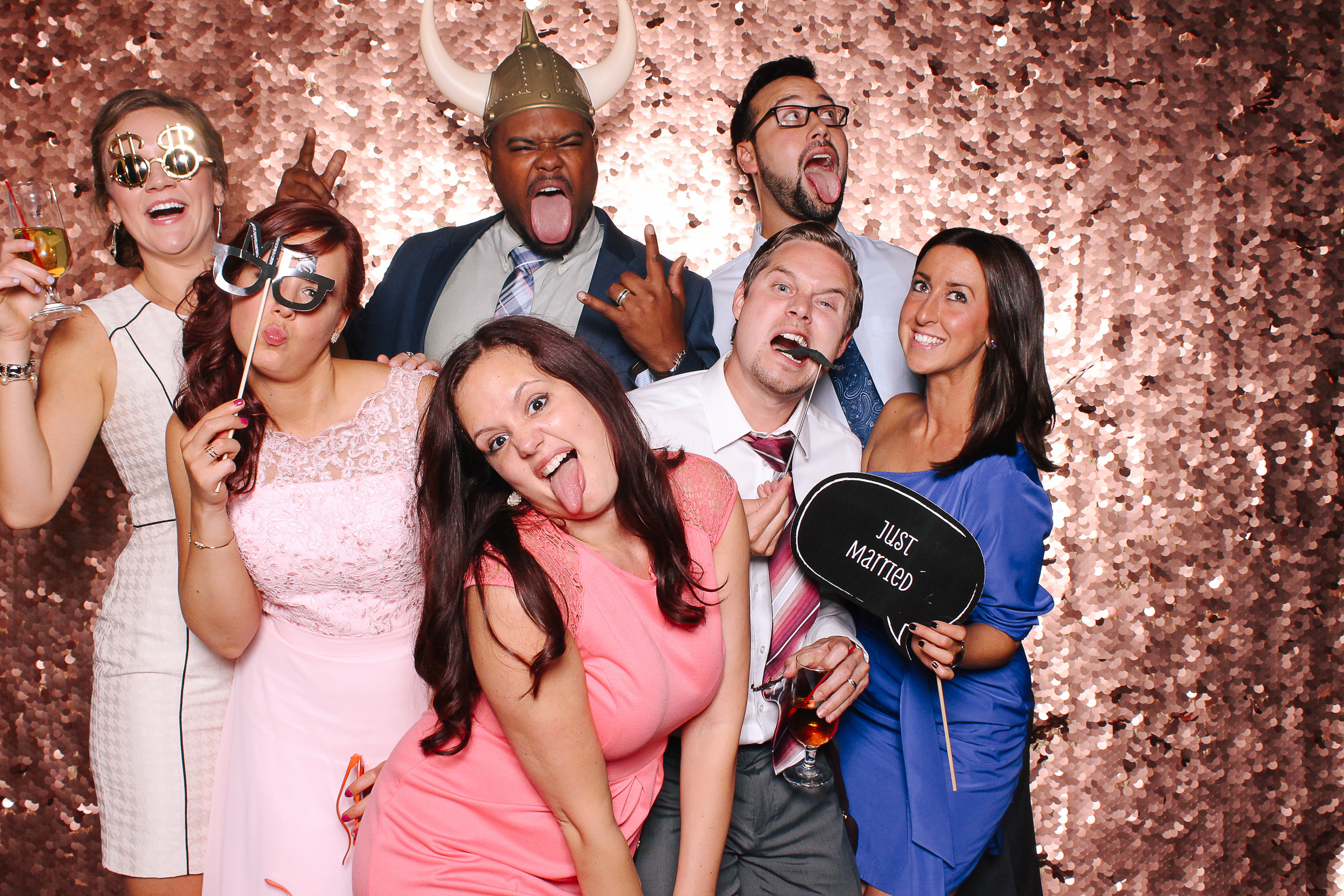 00210-Cleveland Wedding Photo Booth Open Air at Windows on the River-20150926.jpg