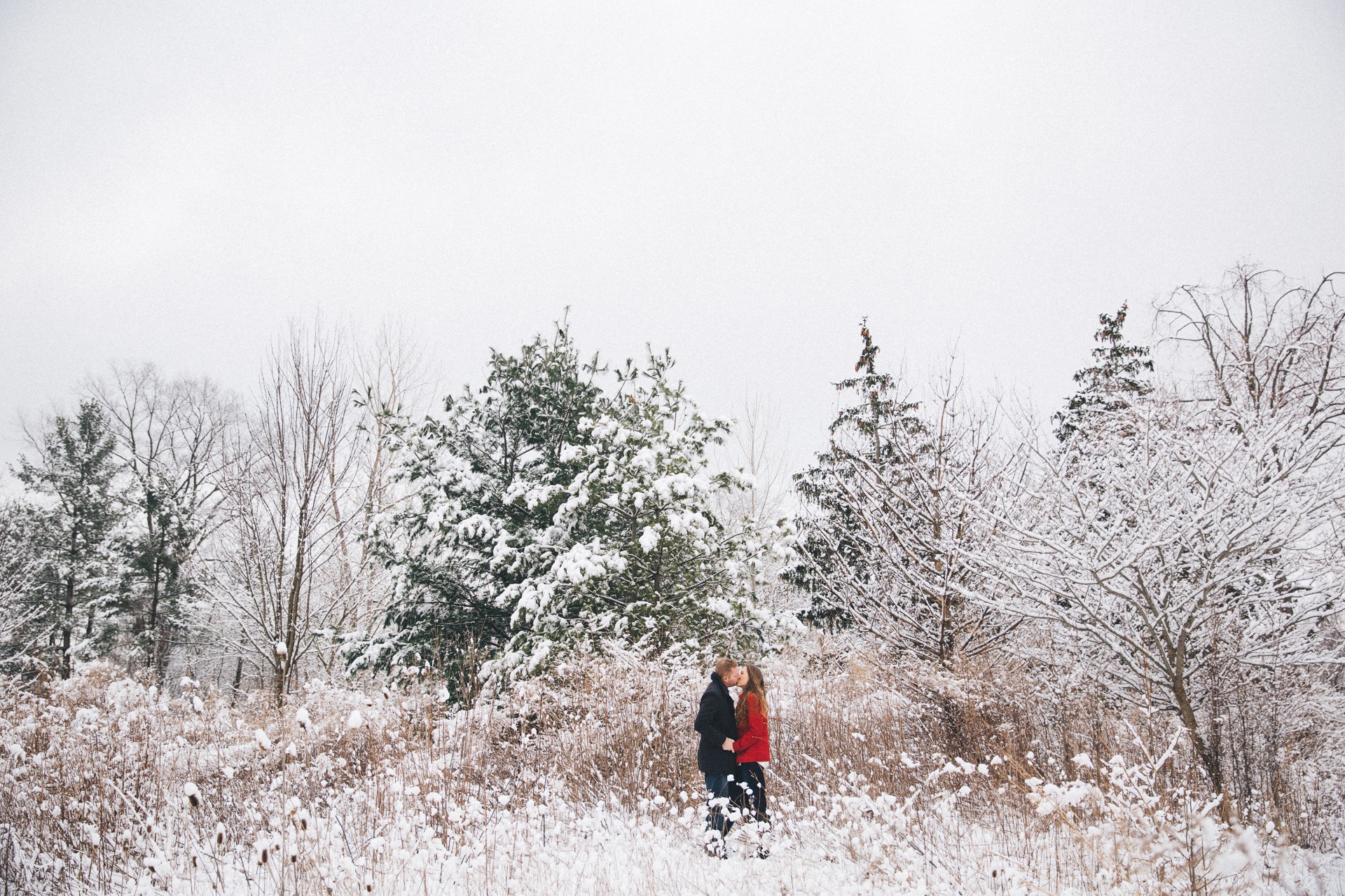 Cleveland Ohio Winter Engagement Photos-5.jpg