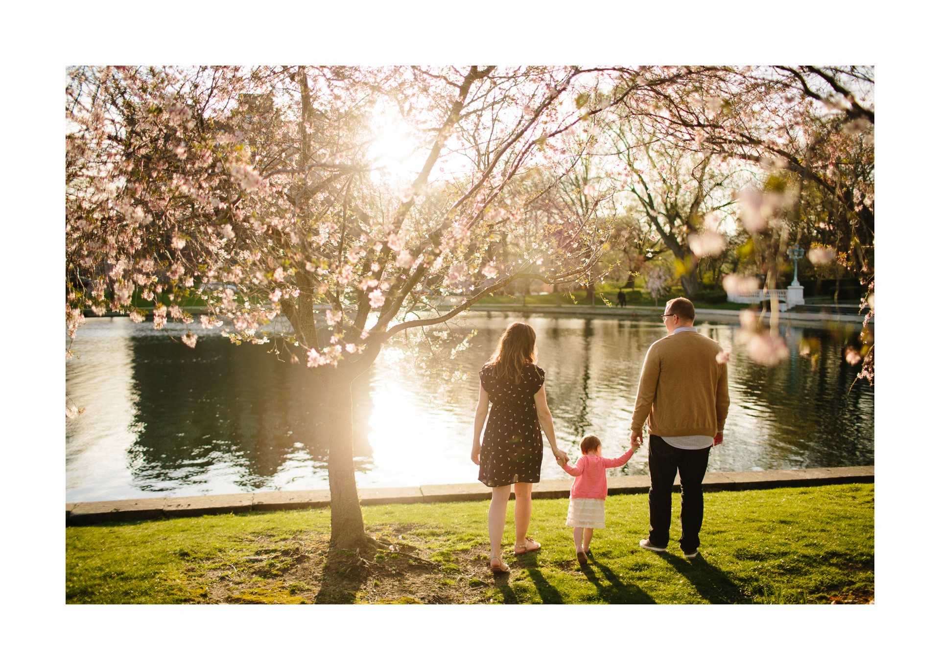 Cleveland Spring Maternity Photos 15.jpg