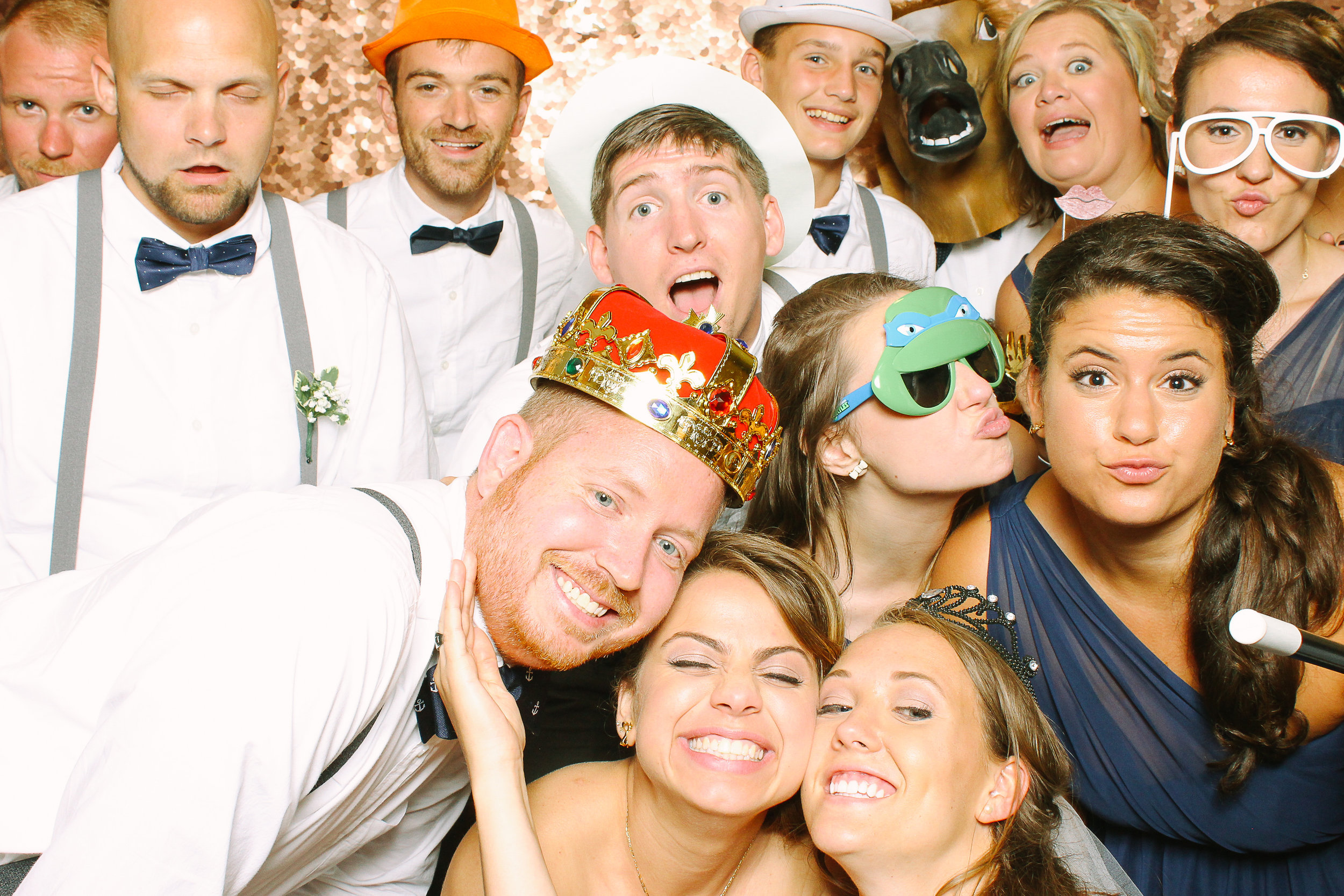 00055-Best Cleveland Photobooth Company-20160806.jpg