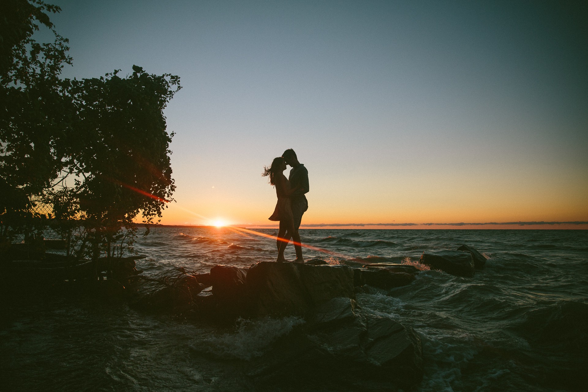 Lake Erie Cleveland Wedding and Engagement Photographer 20.jpg