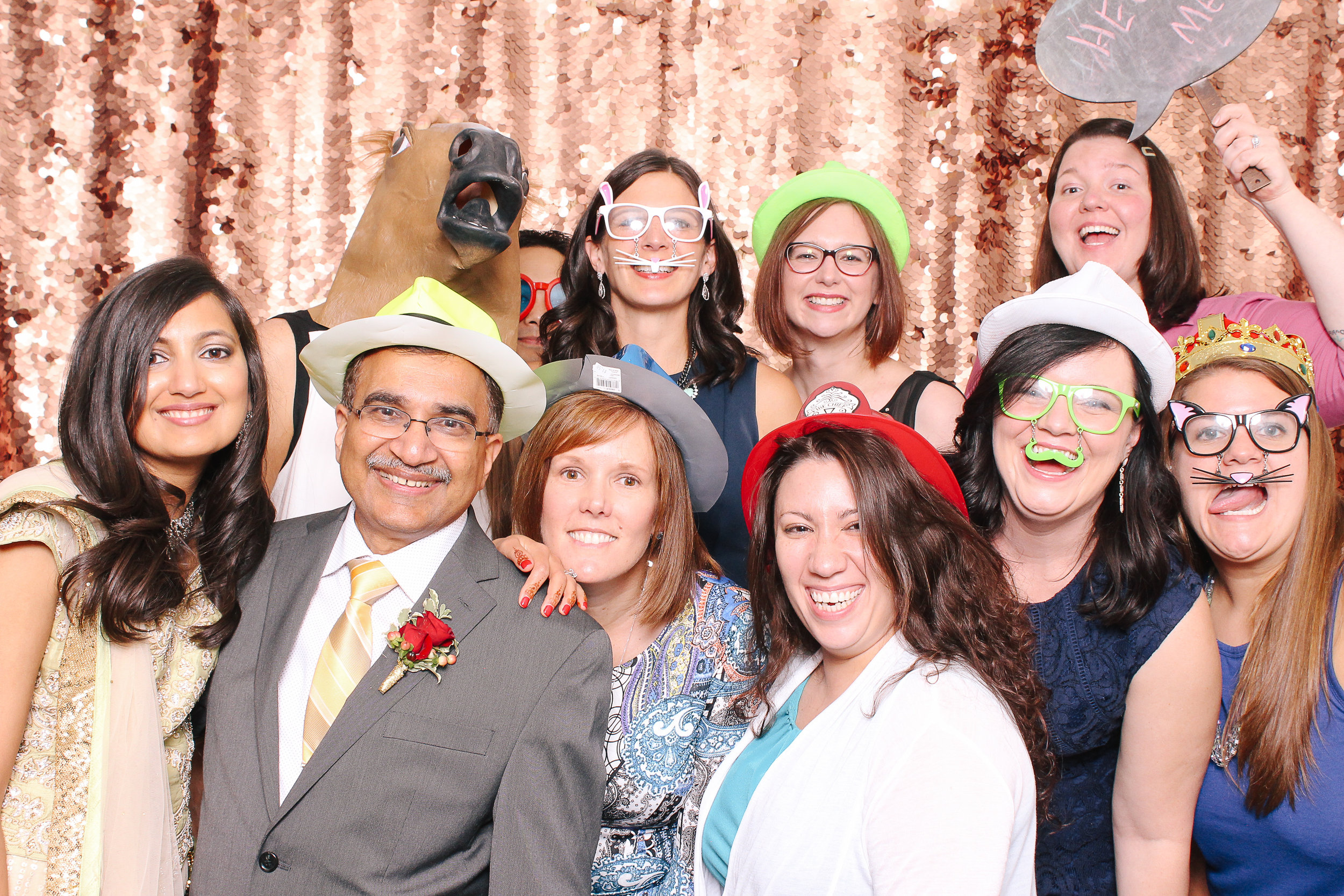 00267-Cleveland Wedding Photographer Photobooth-20161105.jpg