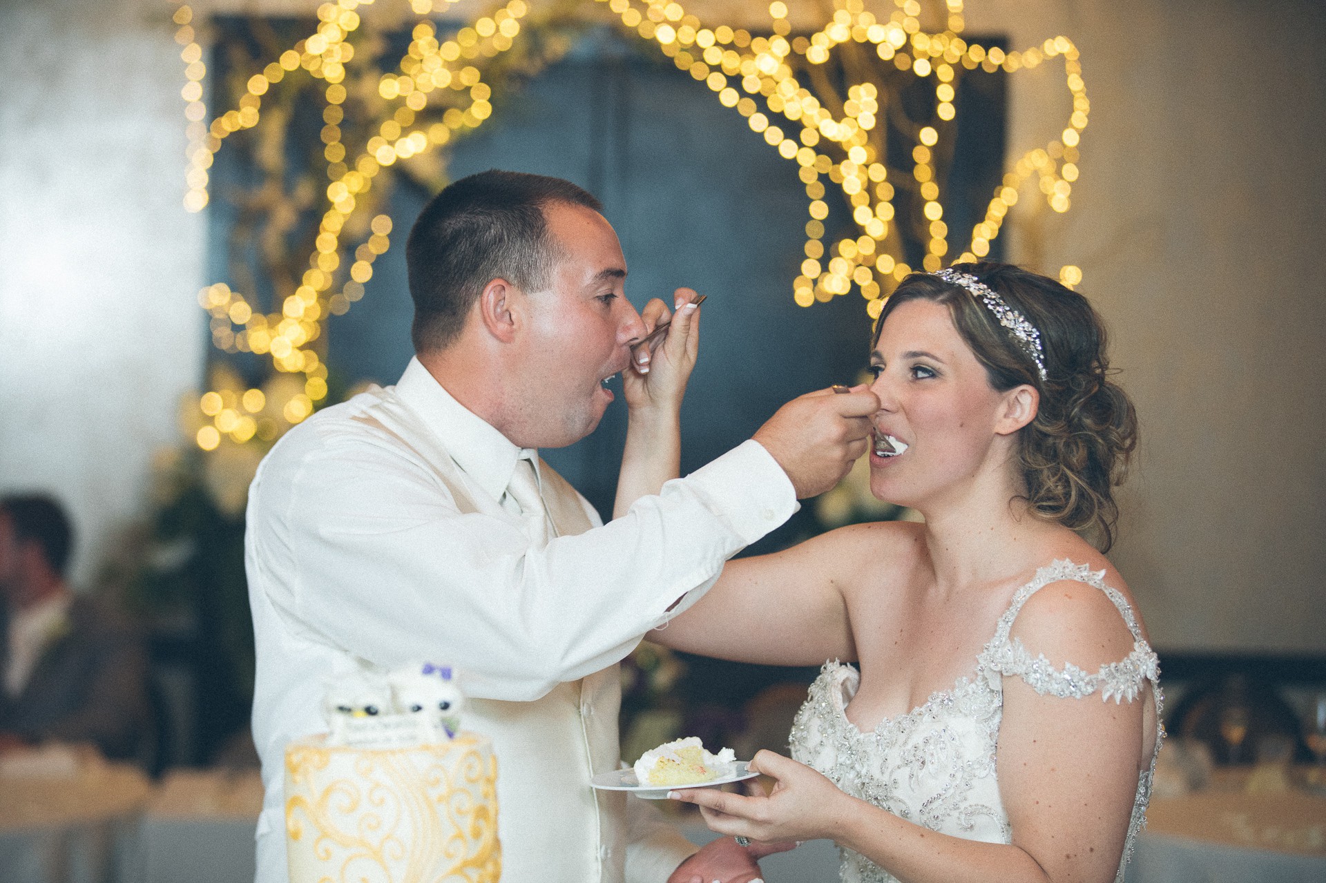 Rooftop Wedding Photographer at The Metropolitan at The 9 Hotel in Cleveland 54.jpg