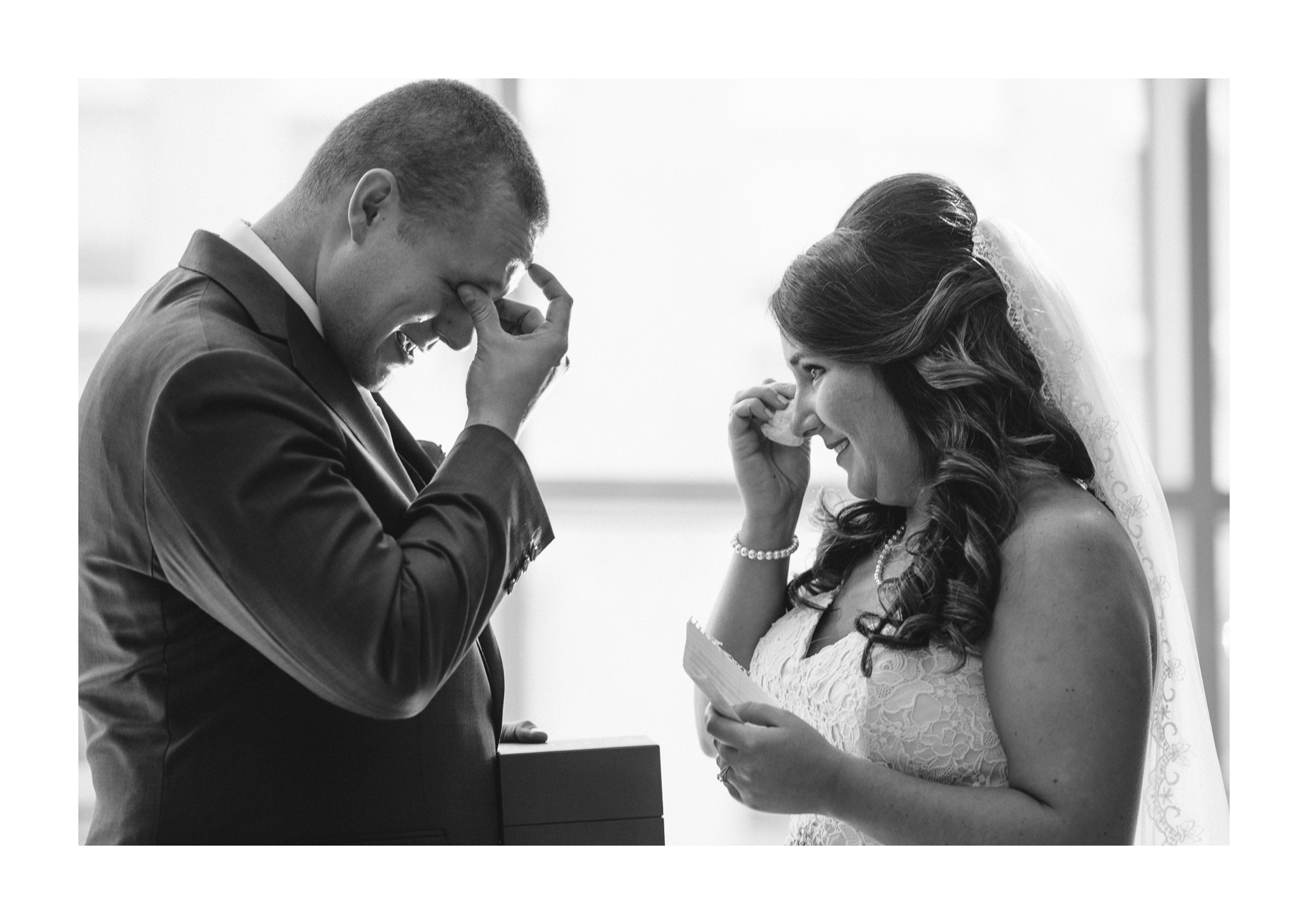 Cleveland City Hall Rotunda Wedding Photographer in Cleveland 21.jpg