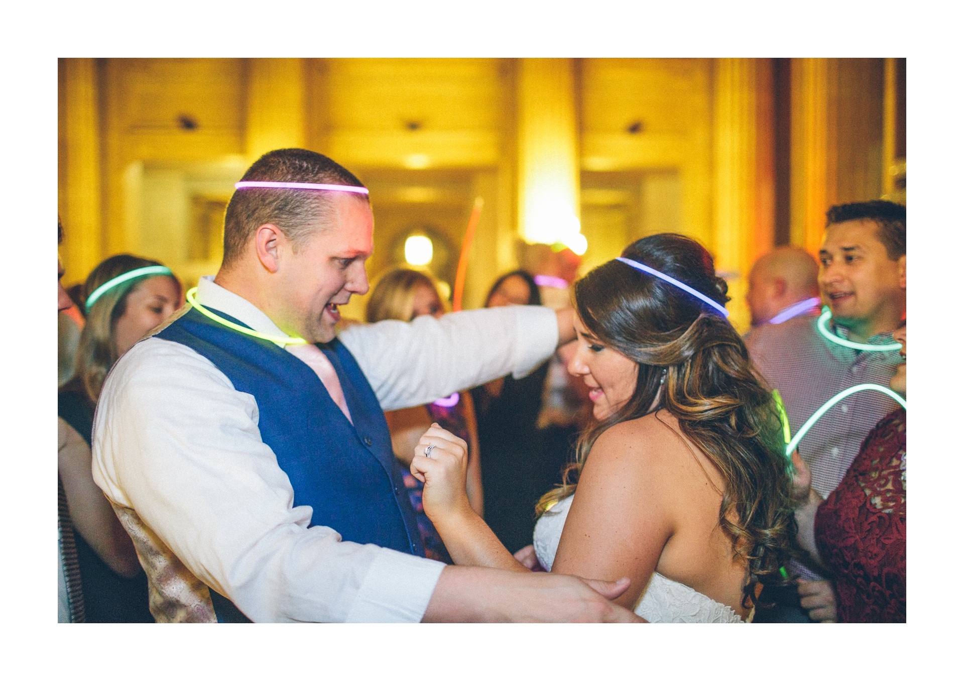 Cleveland City Hall Rotunda Wedding Photographer in Cleveland 80.jpg