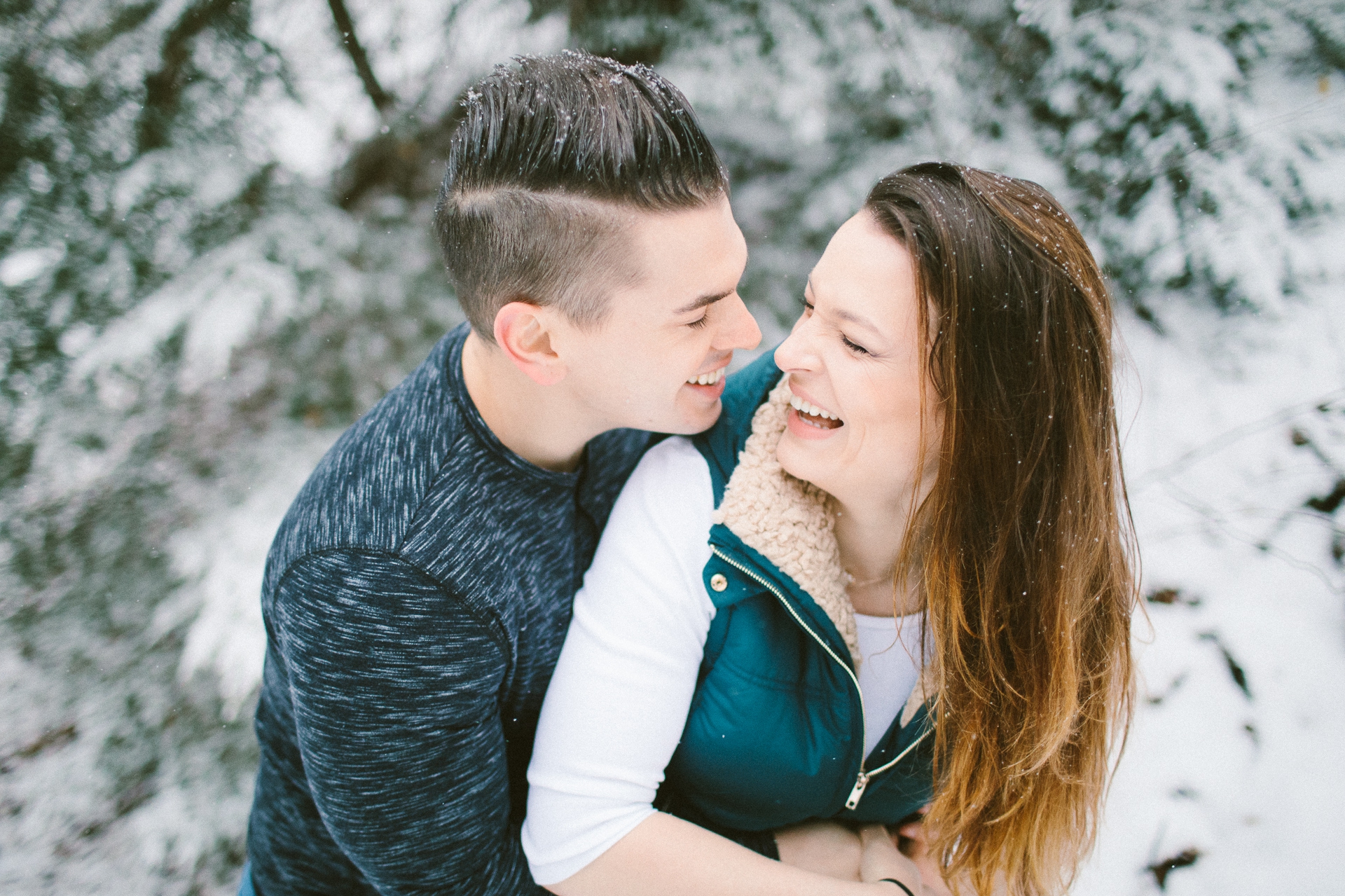 Cleveland Snowy Winter Engagement Session in Chagrin Metroparks 6.jpg