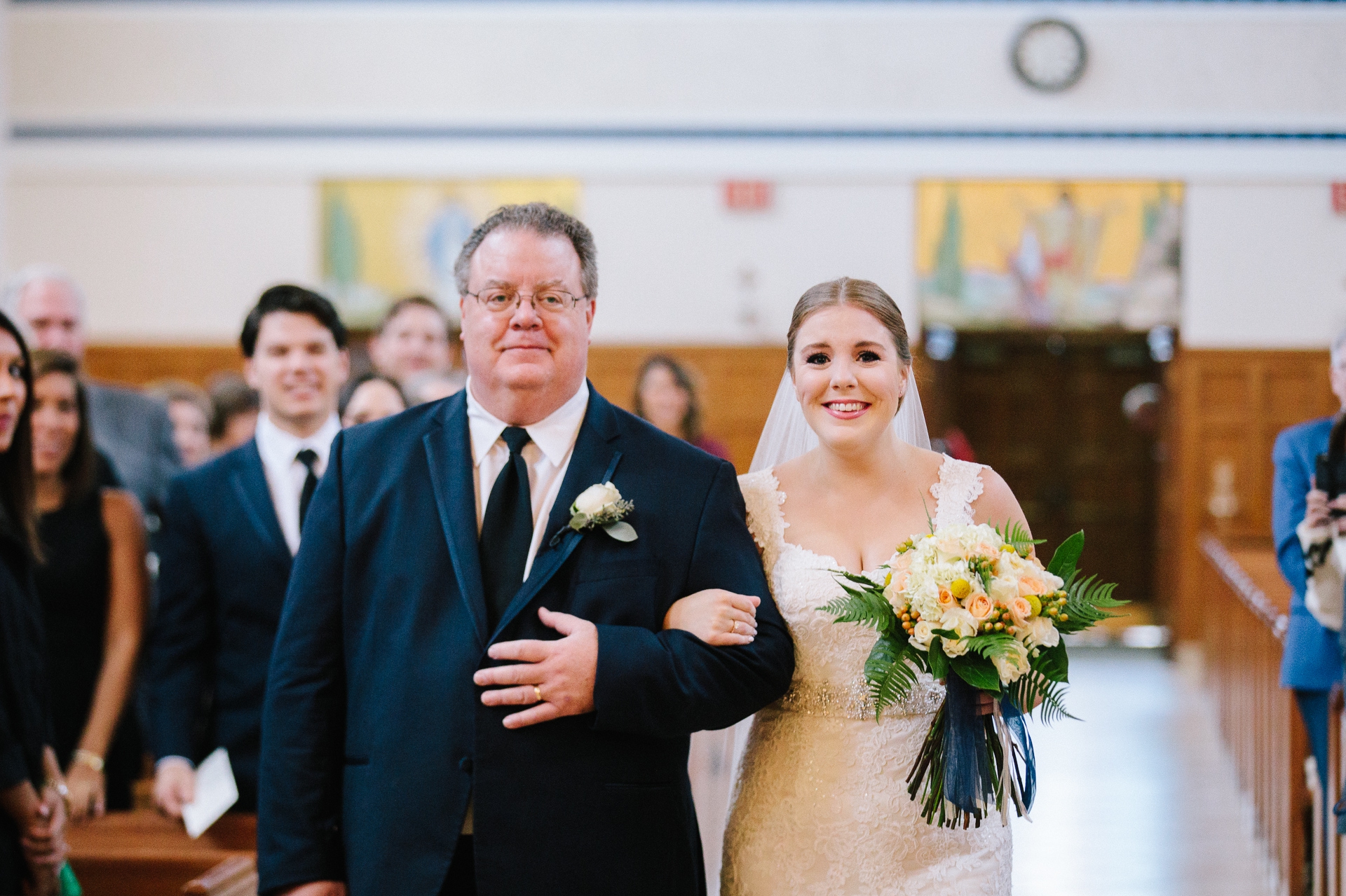 Cleveland Wedding Photographer at St. Christophers in Rocky River 16.jpg