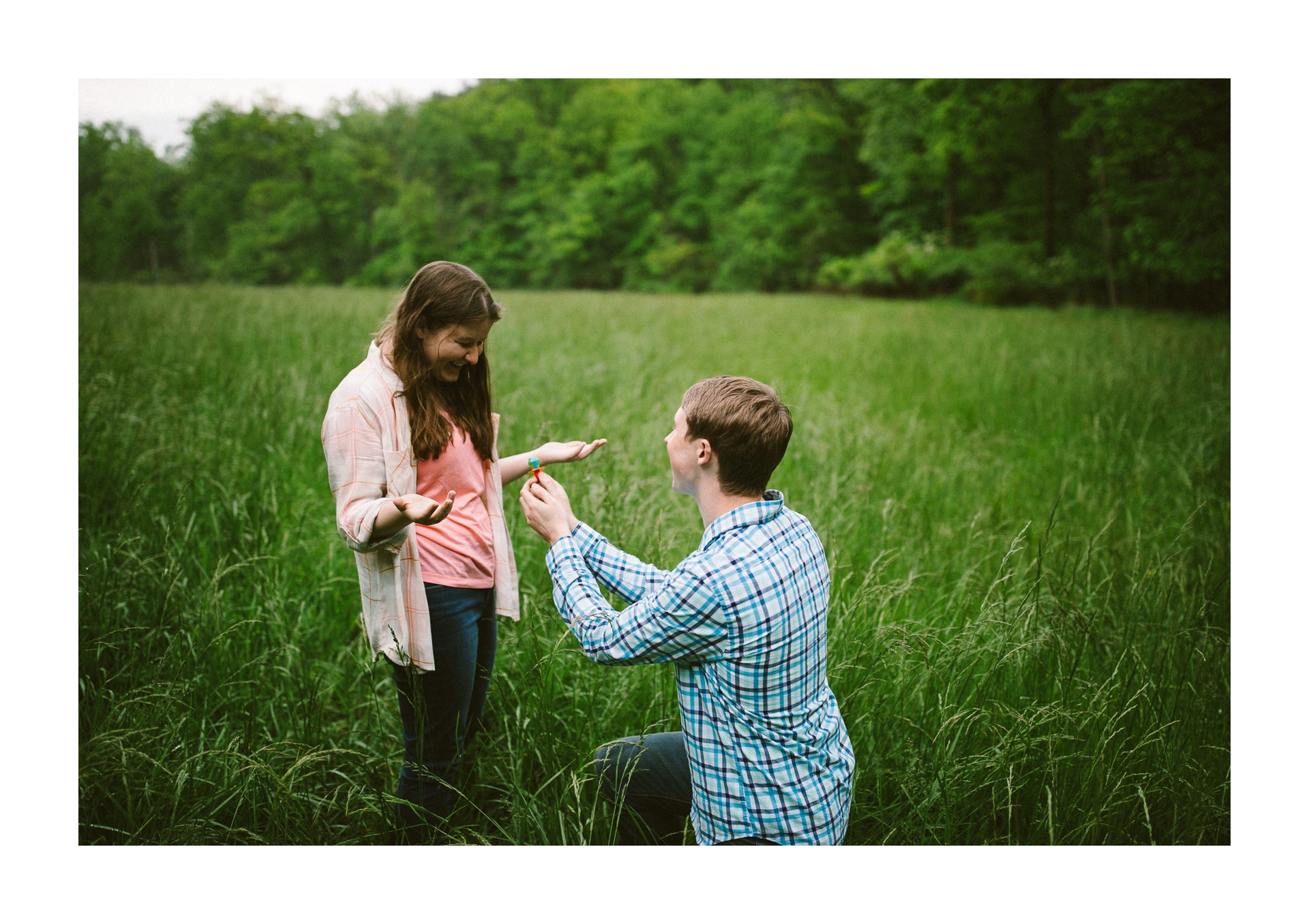 Cleveland Engagement Photographer 8.jpg