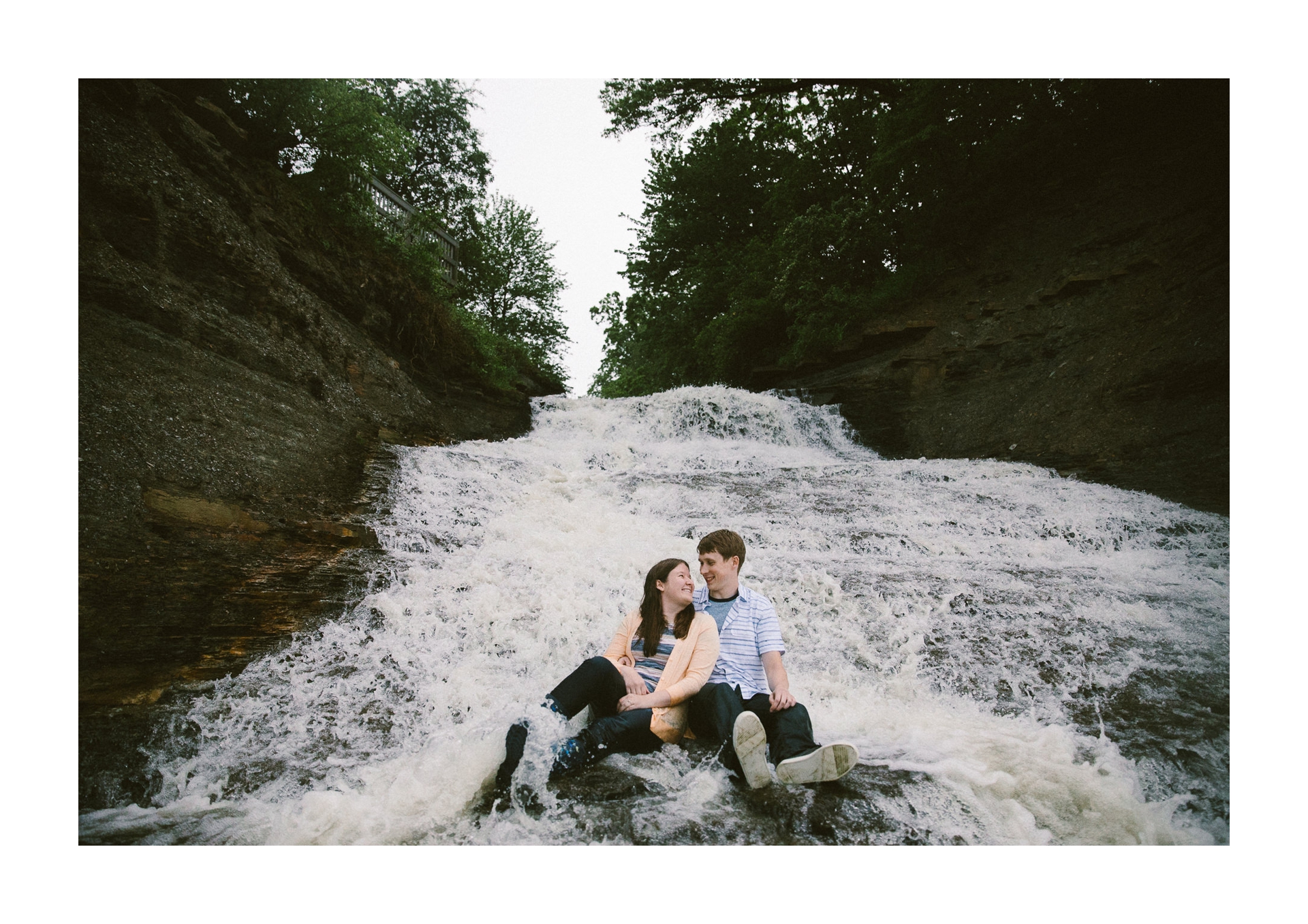 Cleveland Engagement Photographer 14.jpg