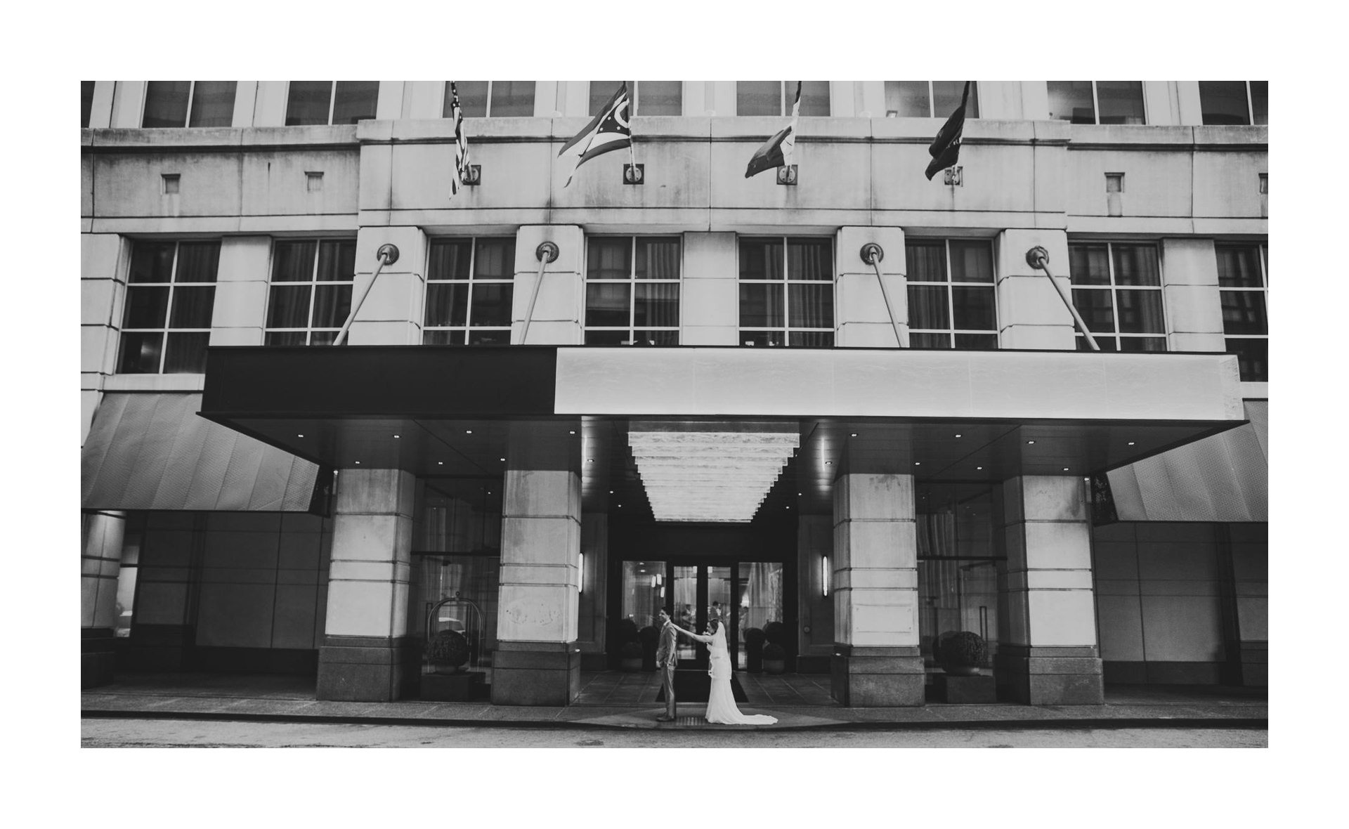 Cleveland Wedding Photographer at the Ritz Carlton Hotel 20.jpg